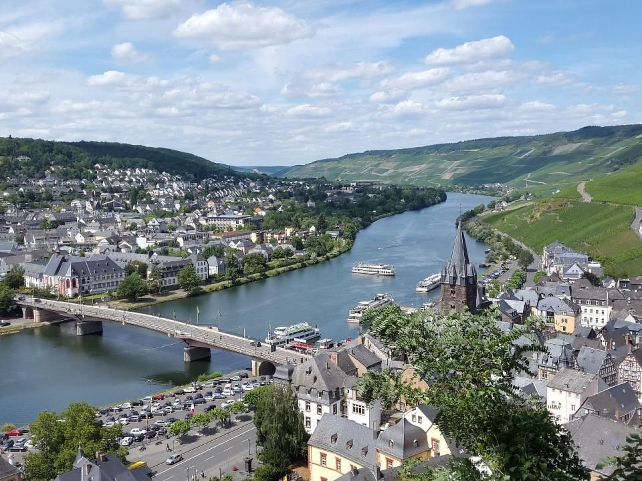 Wohnung in Brauneberg mit Terrasse und Garten-Dehors