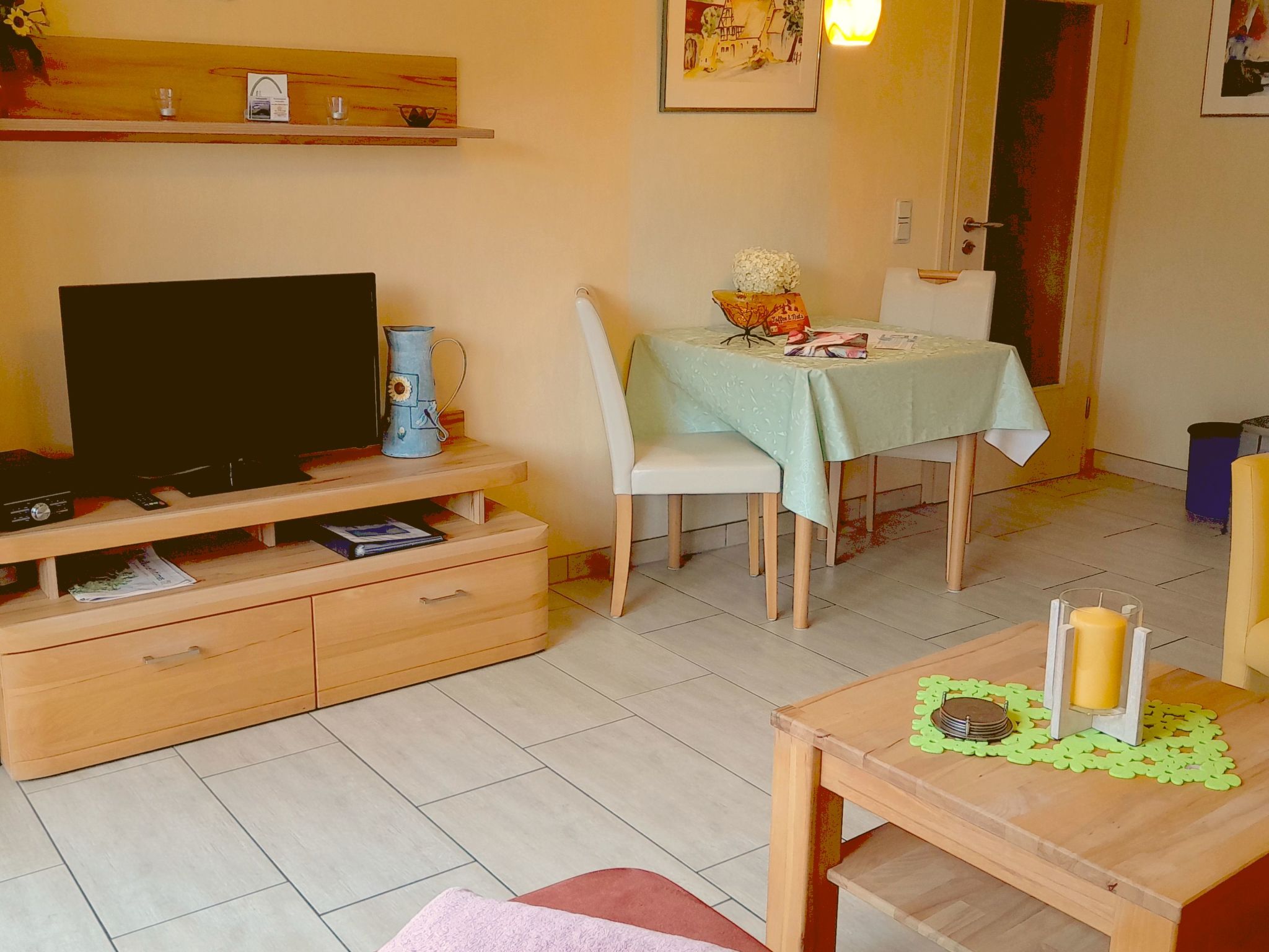 FeWo Sonnenblume-Drinnen