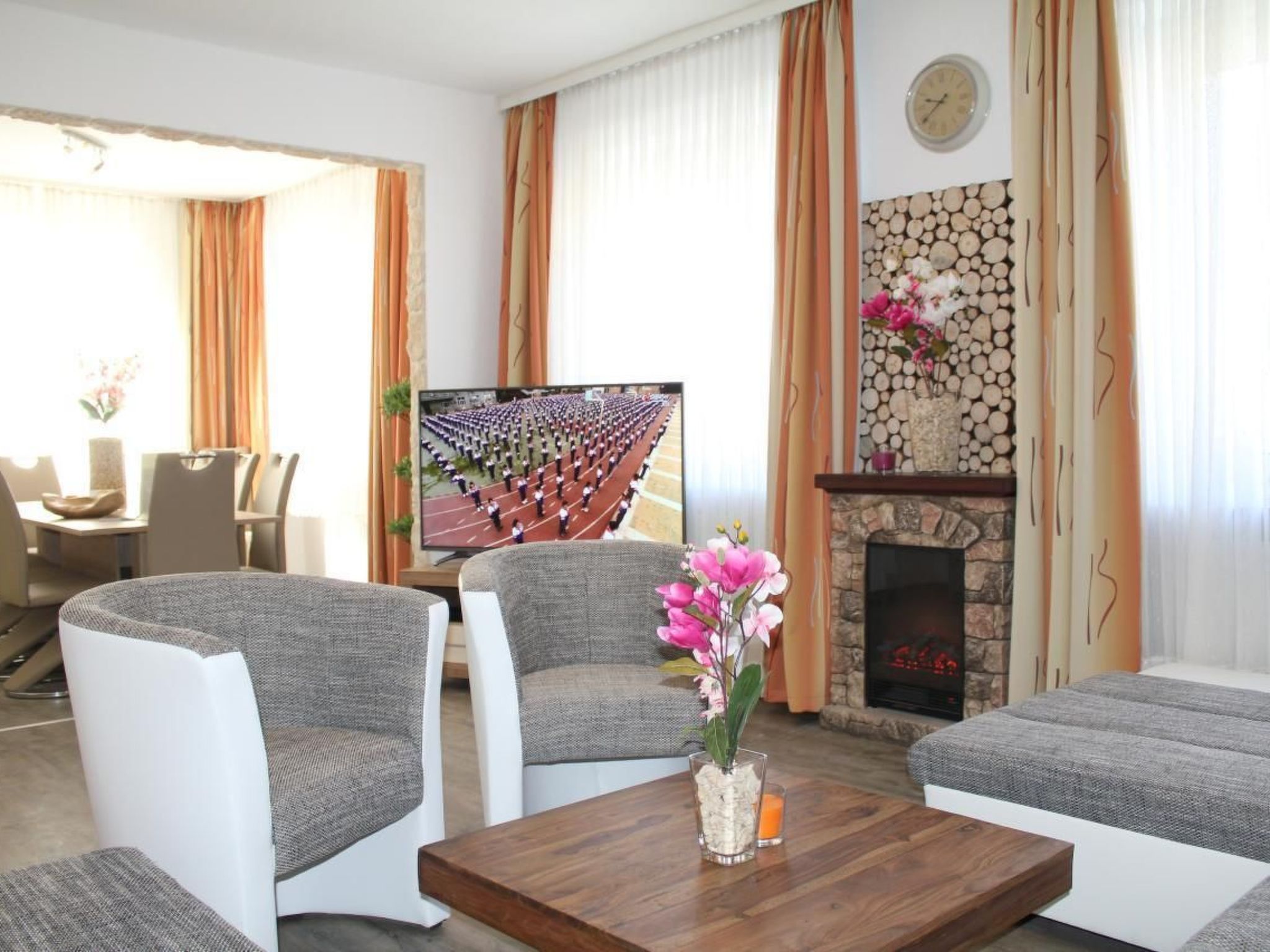 Modernes Ferienhaus in Daun-Dedans