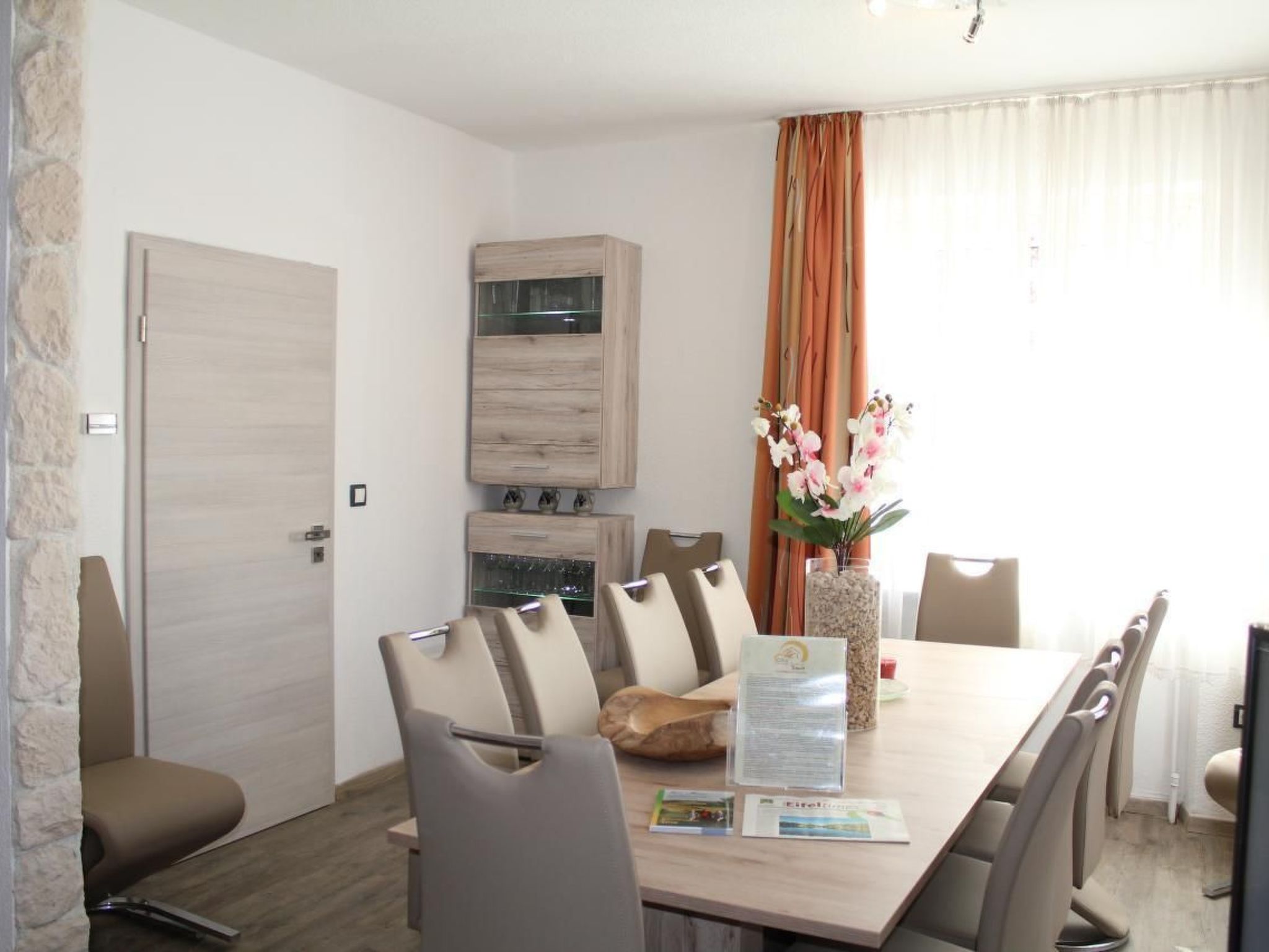 Modernes Ferienhaus in Daun-Dedans