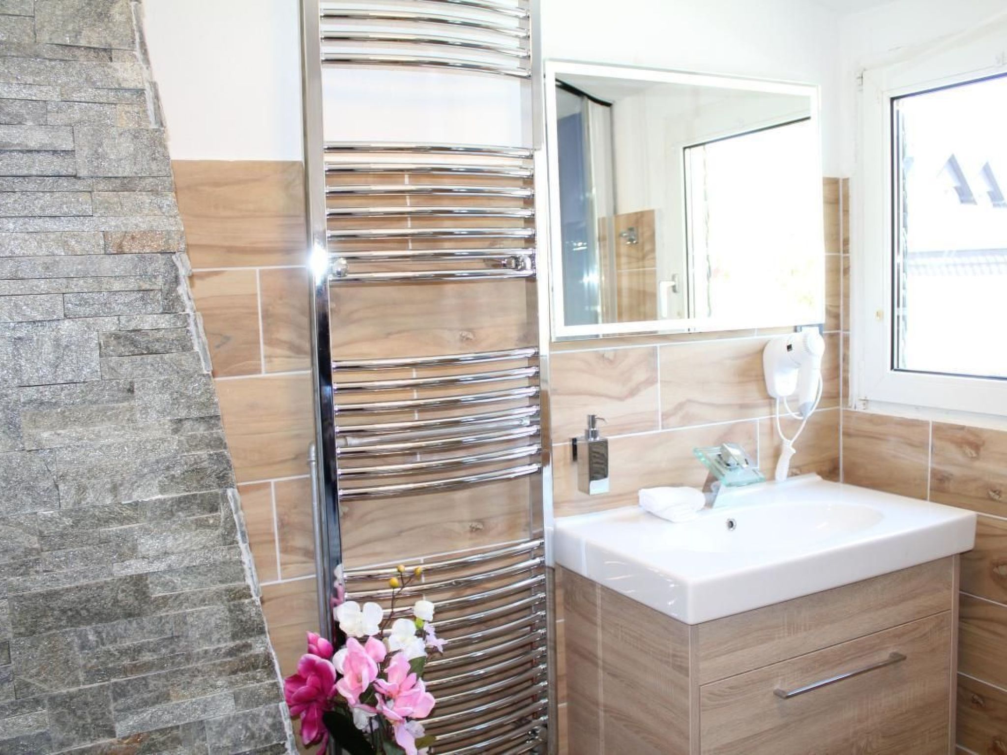 Modernes Ferienhaus in Daun-Dedans