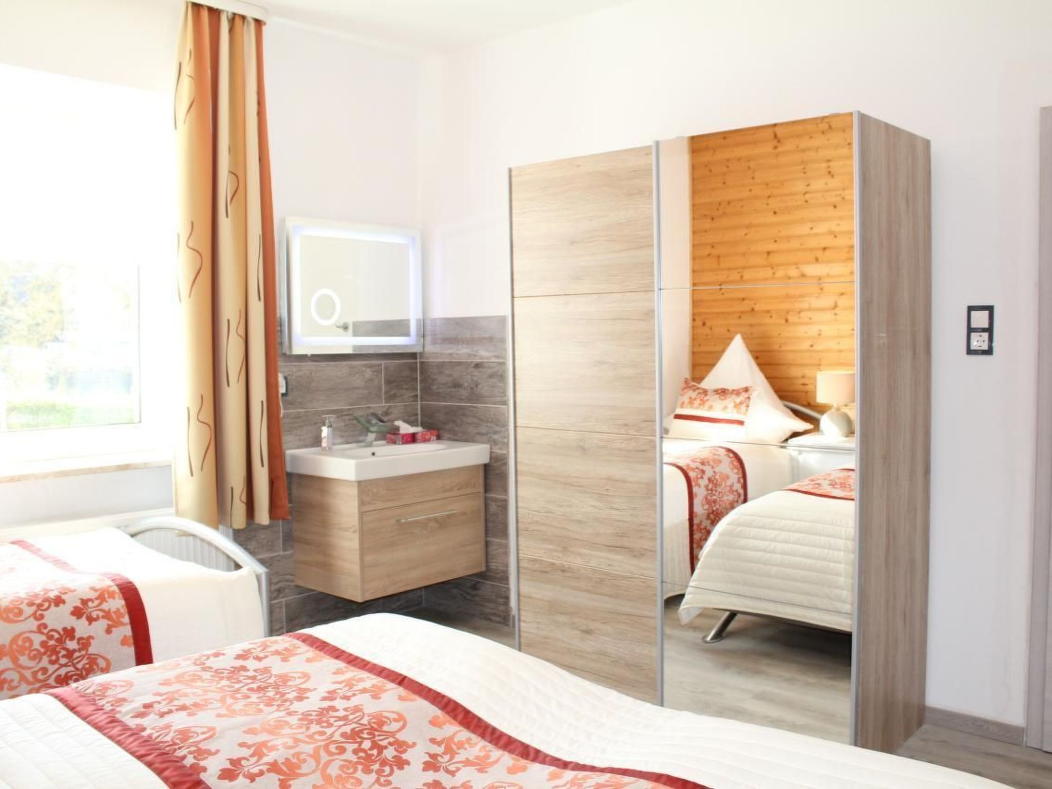 Modernes Ferienhaus in Daun-Dedans