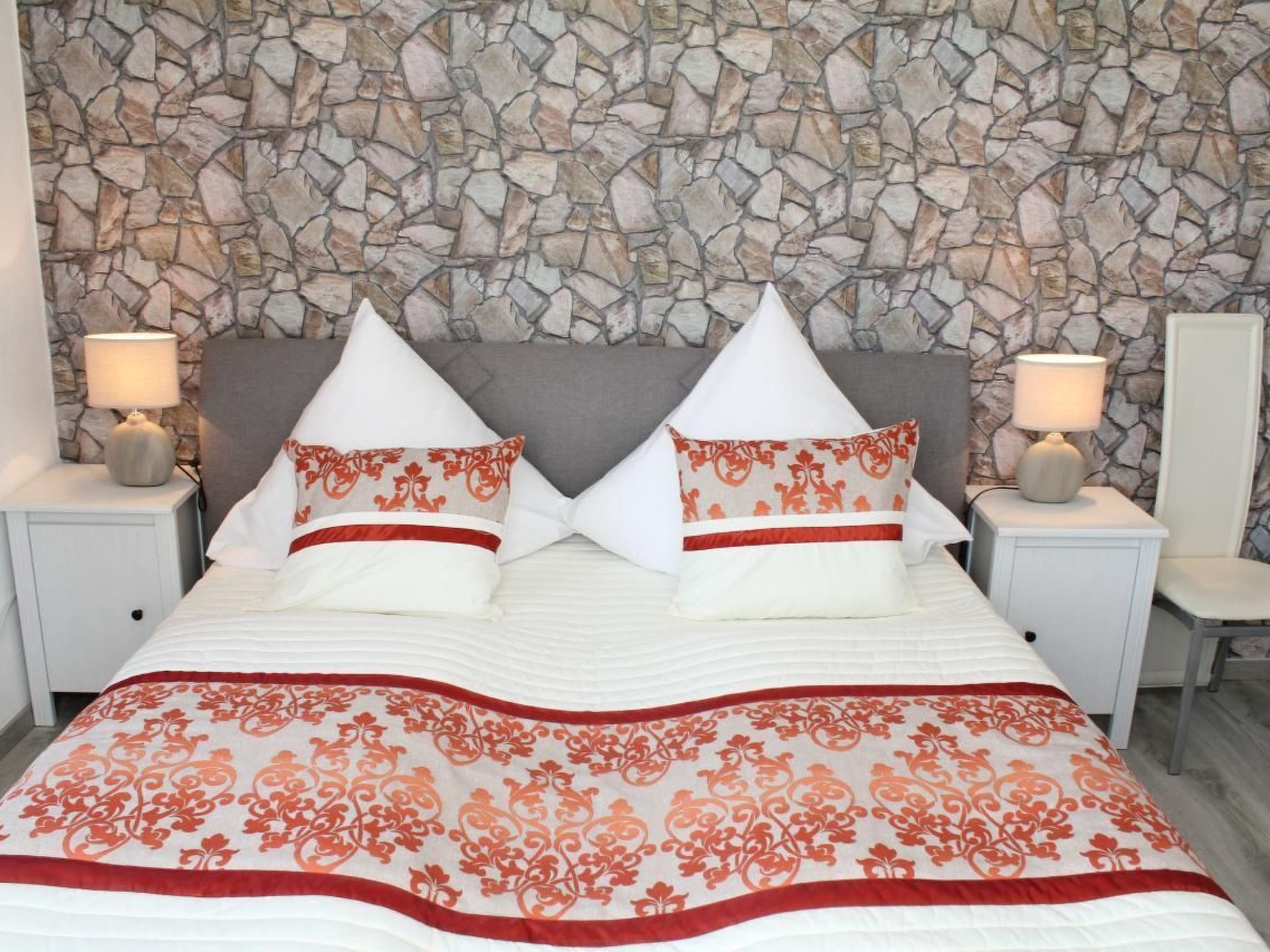 Modernes Ferienhaus in Daun-Dedans