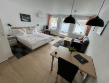 Knusse studio voor 1 persoon in Alf aan de Moezel met tuin en airco - thumbnail 2