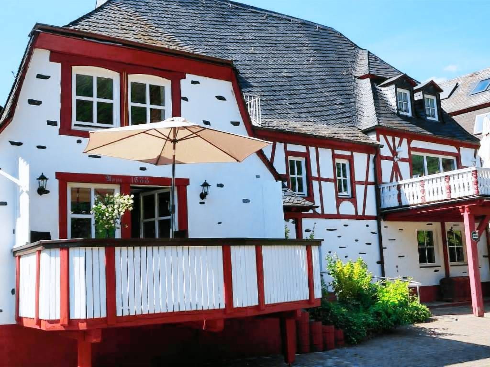 Altes Fährhaus anno 1 6 3 3 - Traumferienwohnung in exponierter Moselufer-Lage-Image-tags.info