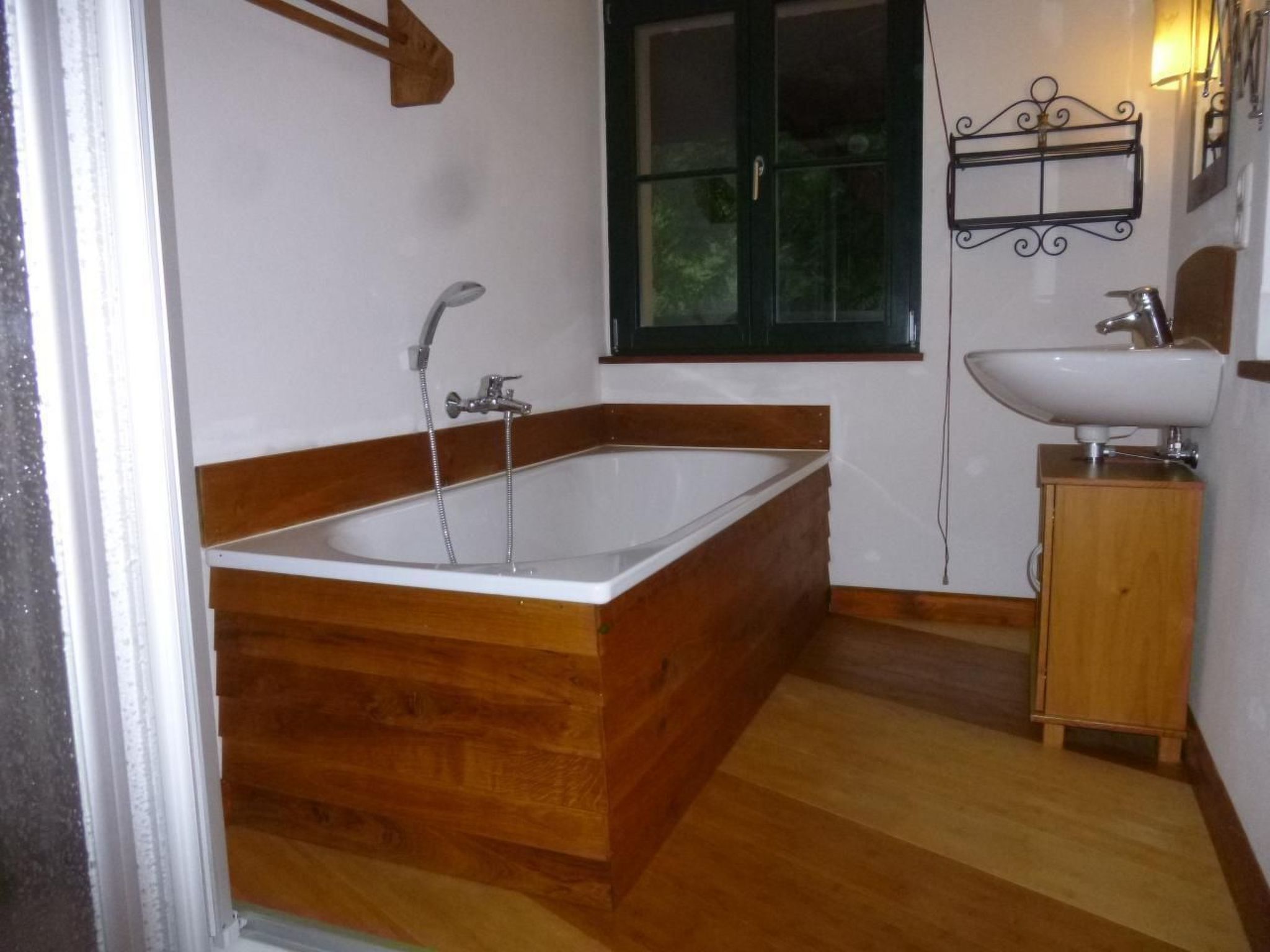 Moselidyll-Traumferienwohnung in exponierter Moselufer-Lage-Image-tags.info