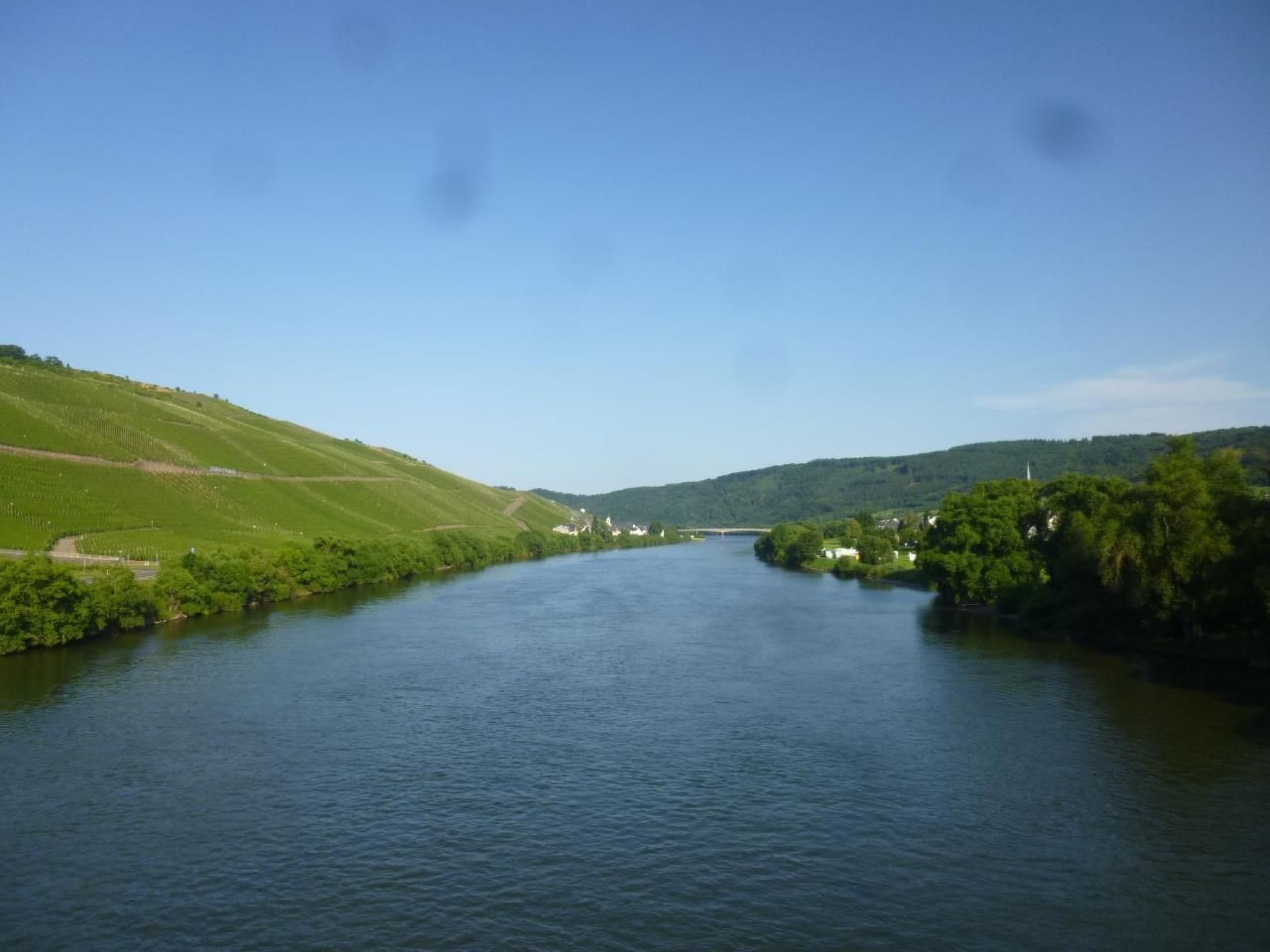Moselidyll-Traumferienwohnung in exponierter Moselufer-Lage-Image-tags.info