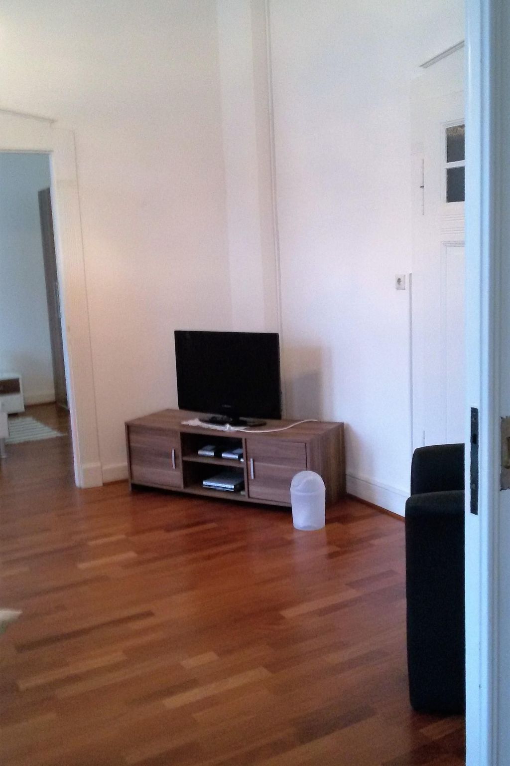 Wohnung in einem historischen Gebäude mit Balkon und Blick auf die Mosel-Image-tags.info