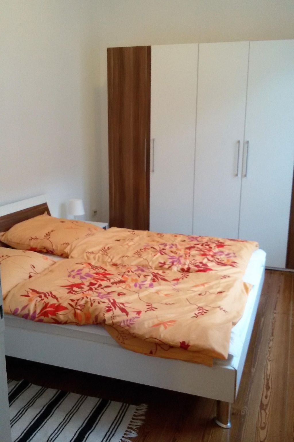 Wohnung in einem historischen Gebäude mit Balkon und Blick auf die Mosel-Image-tags.info