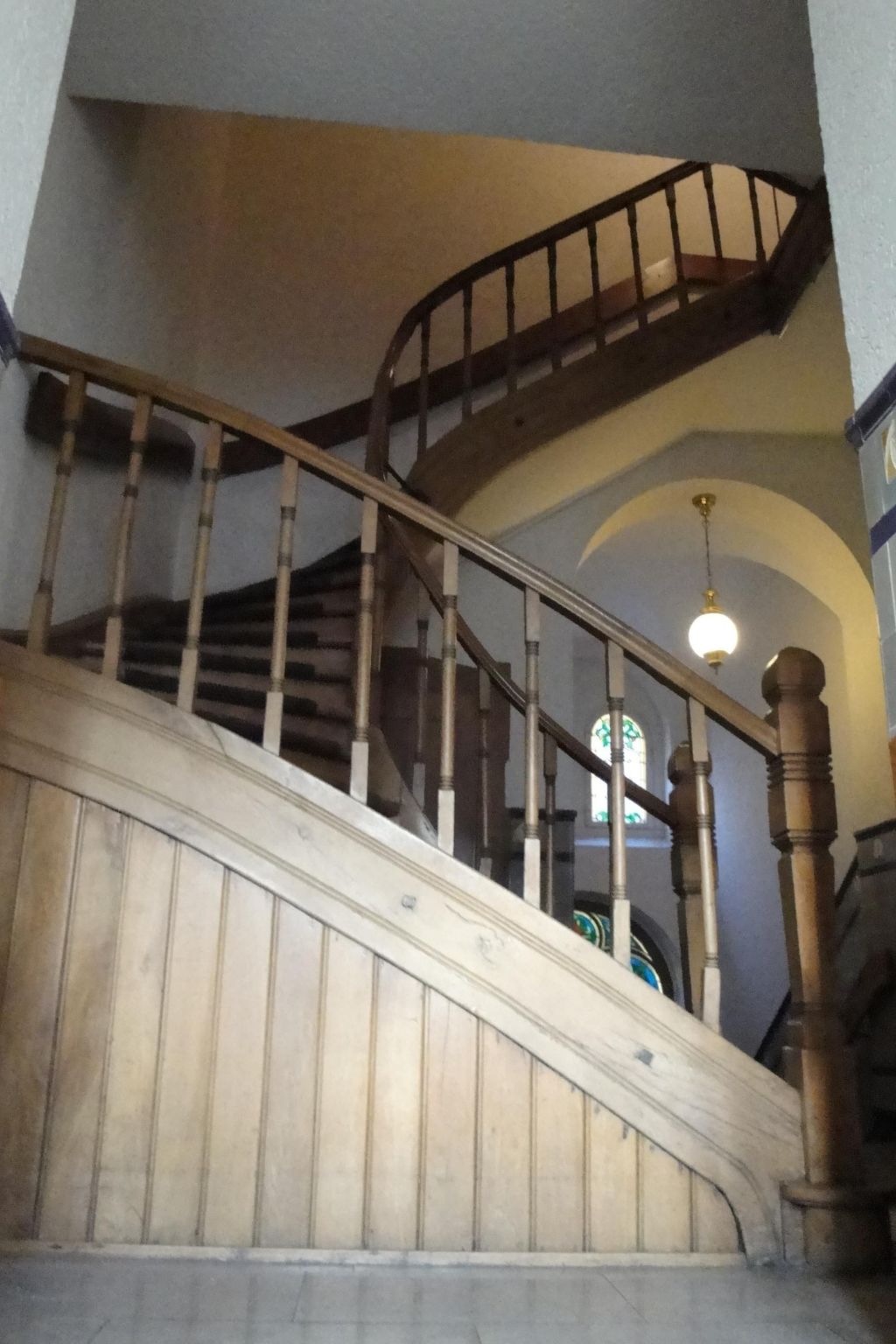 Wohnung in einem historischen Gebäude mit Balkon und Blick auf die Mosel-Image-tags.info