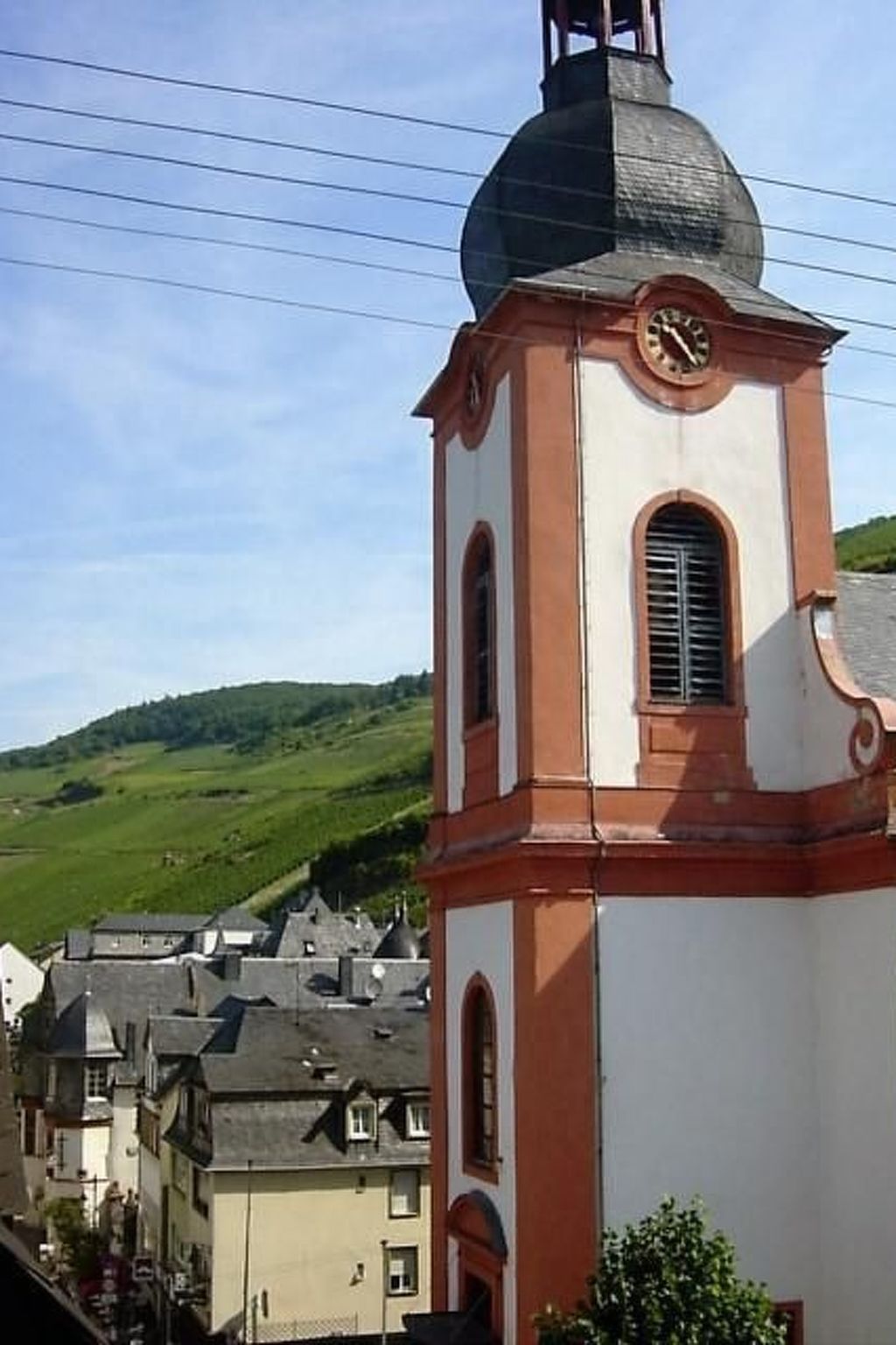 Wohnung in einem historischen Gebäude mit Balkon und Blick auf die Mosel-Image-tags.info