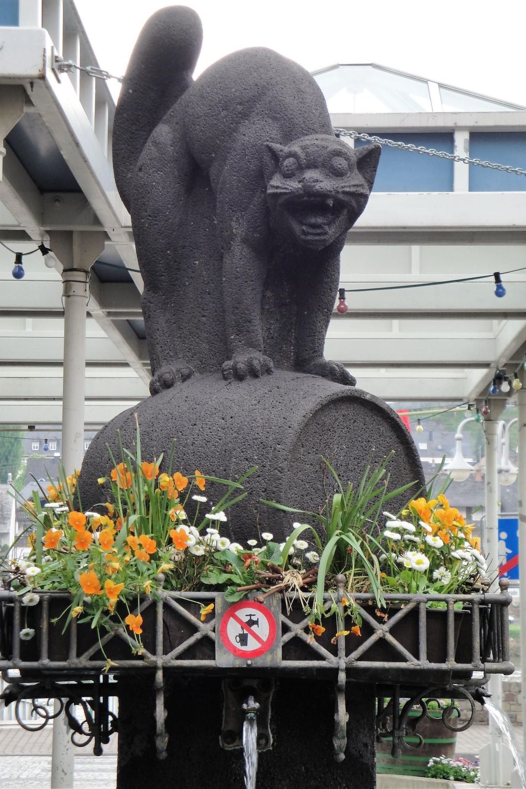 Wohnung in einem historischen Gebäude mit Balkon und Blick auf die Mosel-Image-tags.info