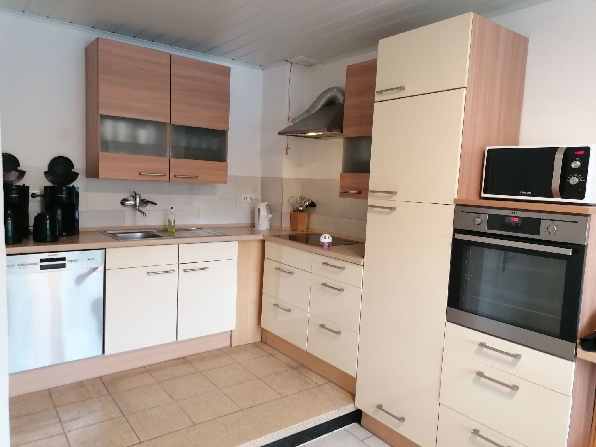 Am Moselufer-Image-tags.info