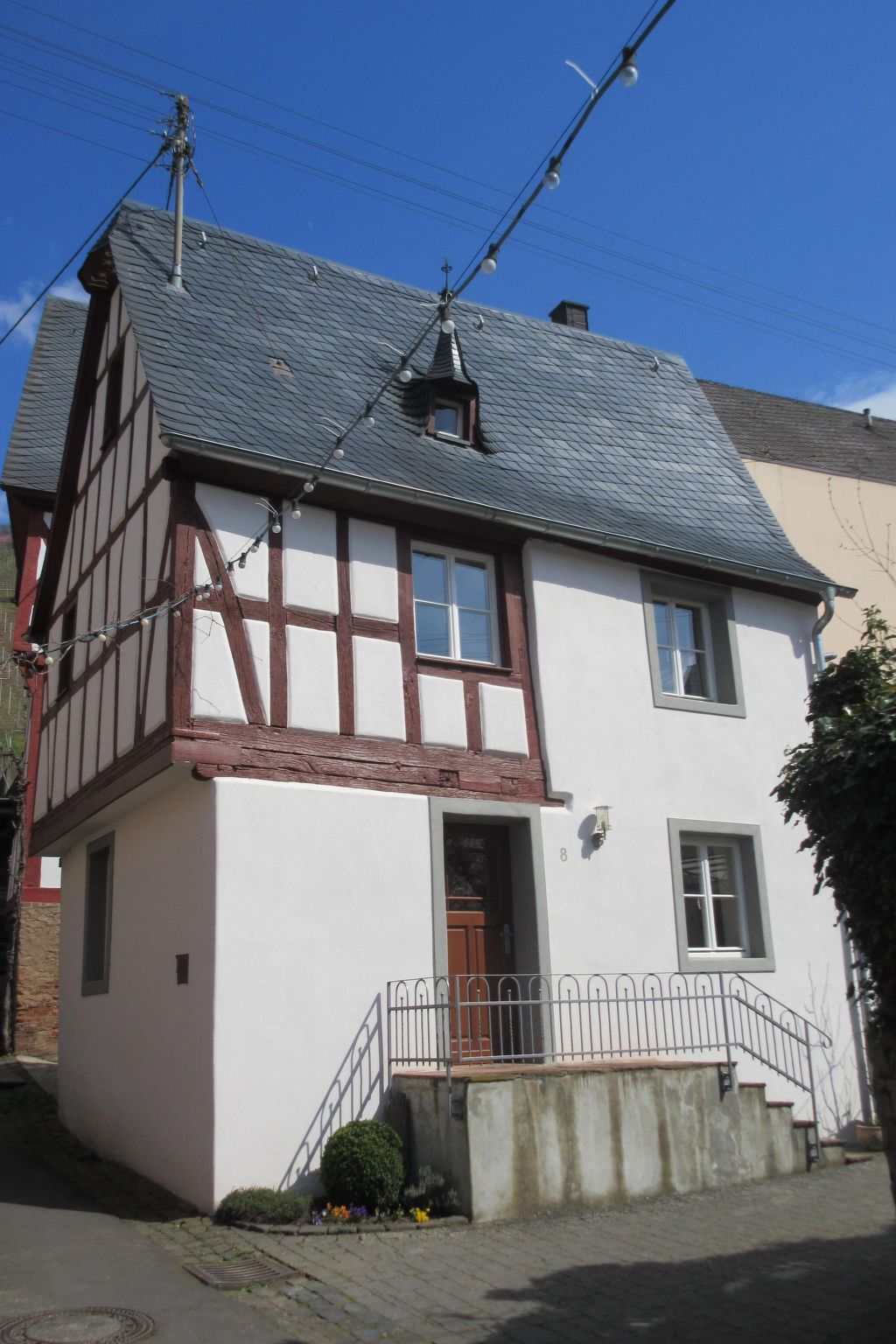 Historisches Fachwerkhaus mit modernem Komfort direkt an der Mosel - Buiten