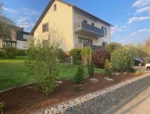 Appartement mit Balkon