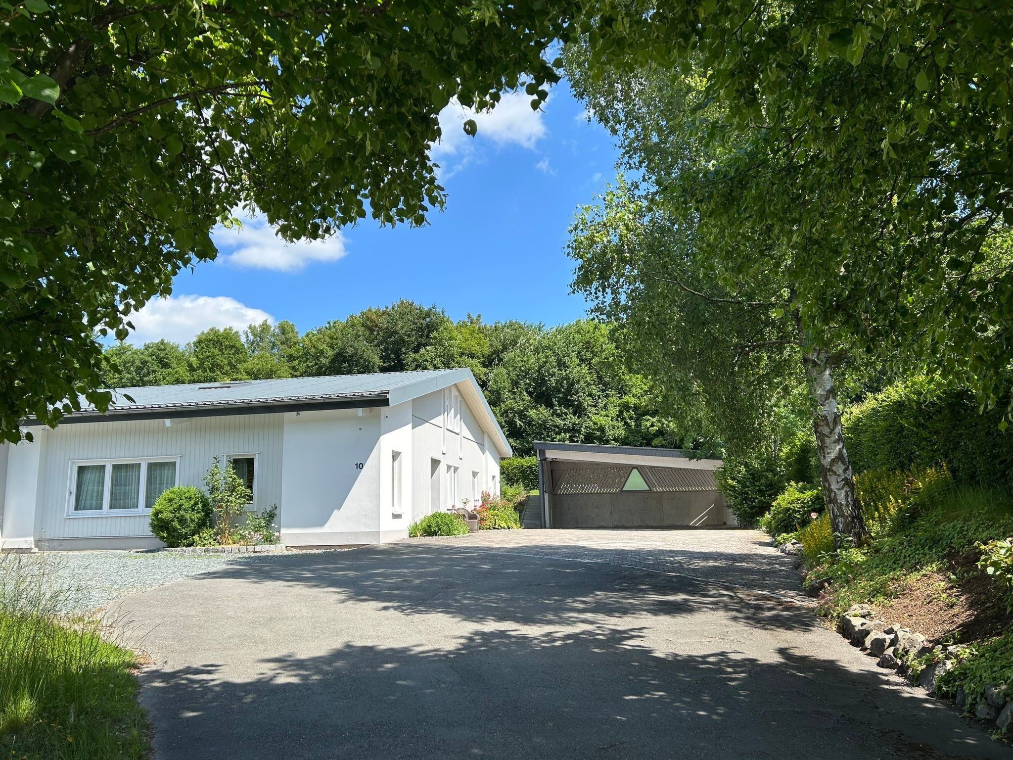 ZH 10-Image-tags.info