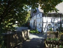 Historisch vakwerkhuis in Bruchhausen, 100m van het centrum & dichtbij golfbaan - thumbnail 2