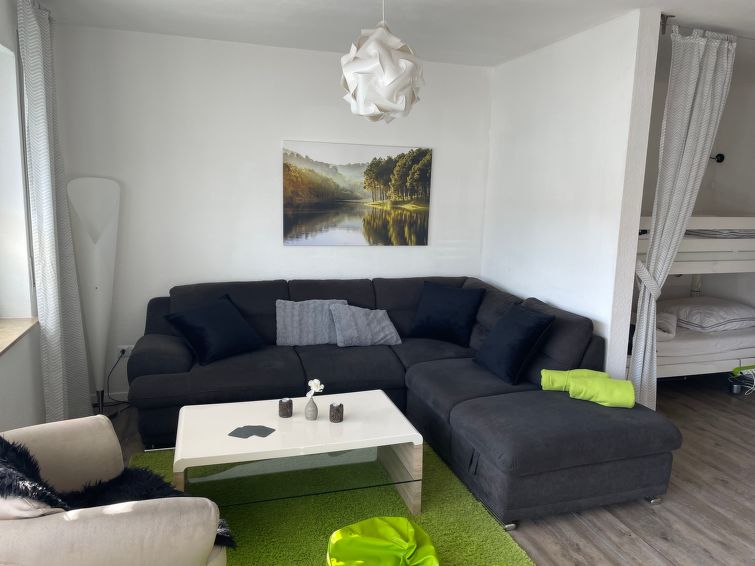 Kinderfreundliche Ferienwohnung in Niedersfeld mit Terrasse