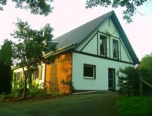 Vrijstaand vakantiehuis Am Kahlenberg in Sauerland met tuin en haard - thumbnail 2