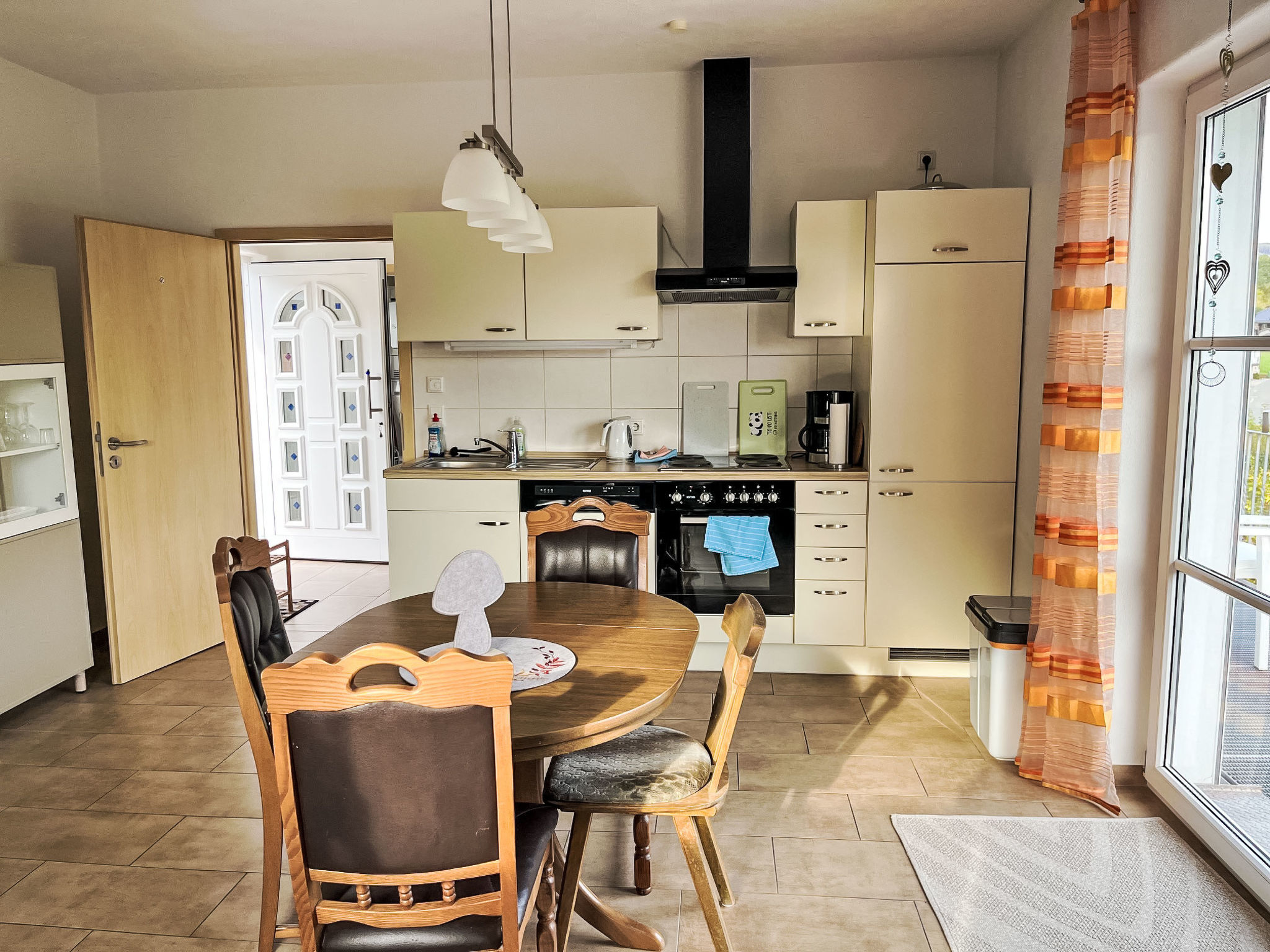 Appartement am Waldesrand – Cuisine et coin repas, photo 9 sur 20