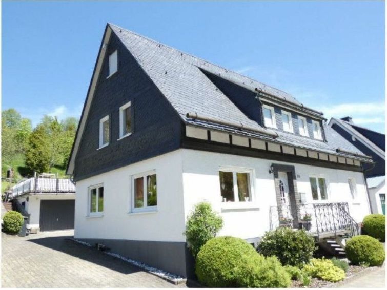 Ferienwohnunglatrop - Schmallenberg