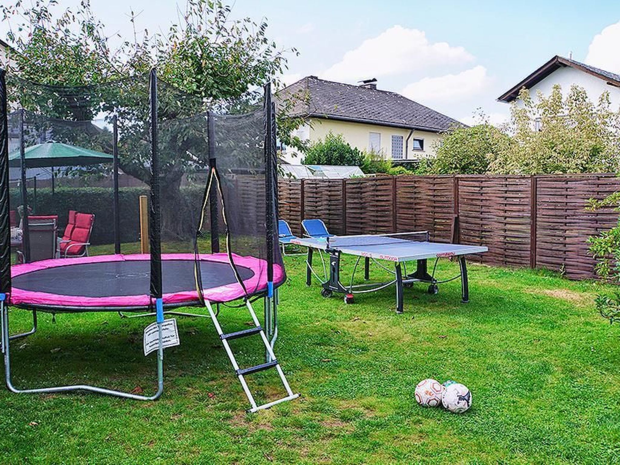 Zum Mensfelder Kopf-Dehors