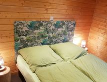 Vrijstaande bungalow in Atzenhain met grote terras en tuin - thumbnail 6
