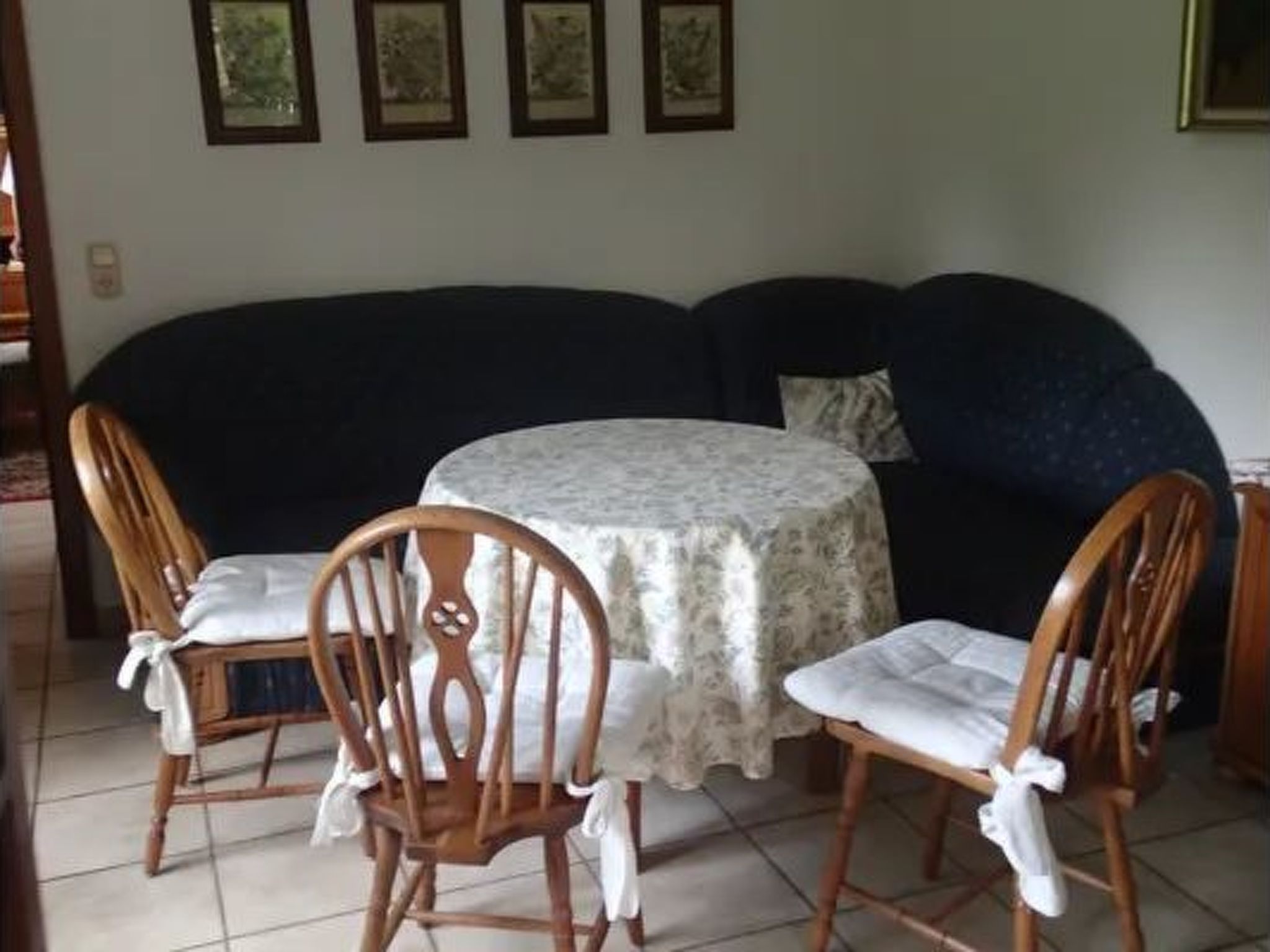 In Bernsfeld mit großem Garten-Image-tags.info