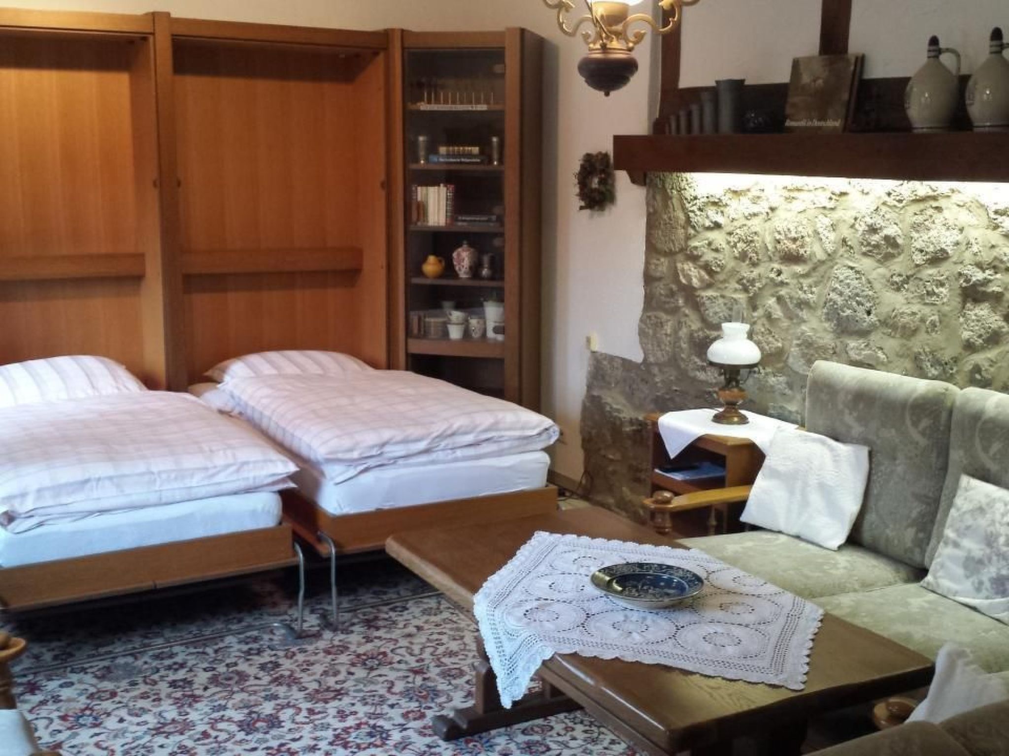 In Bernsfeld mit großem Garten-Image-tags.info