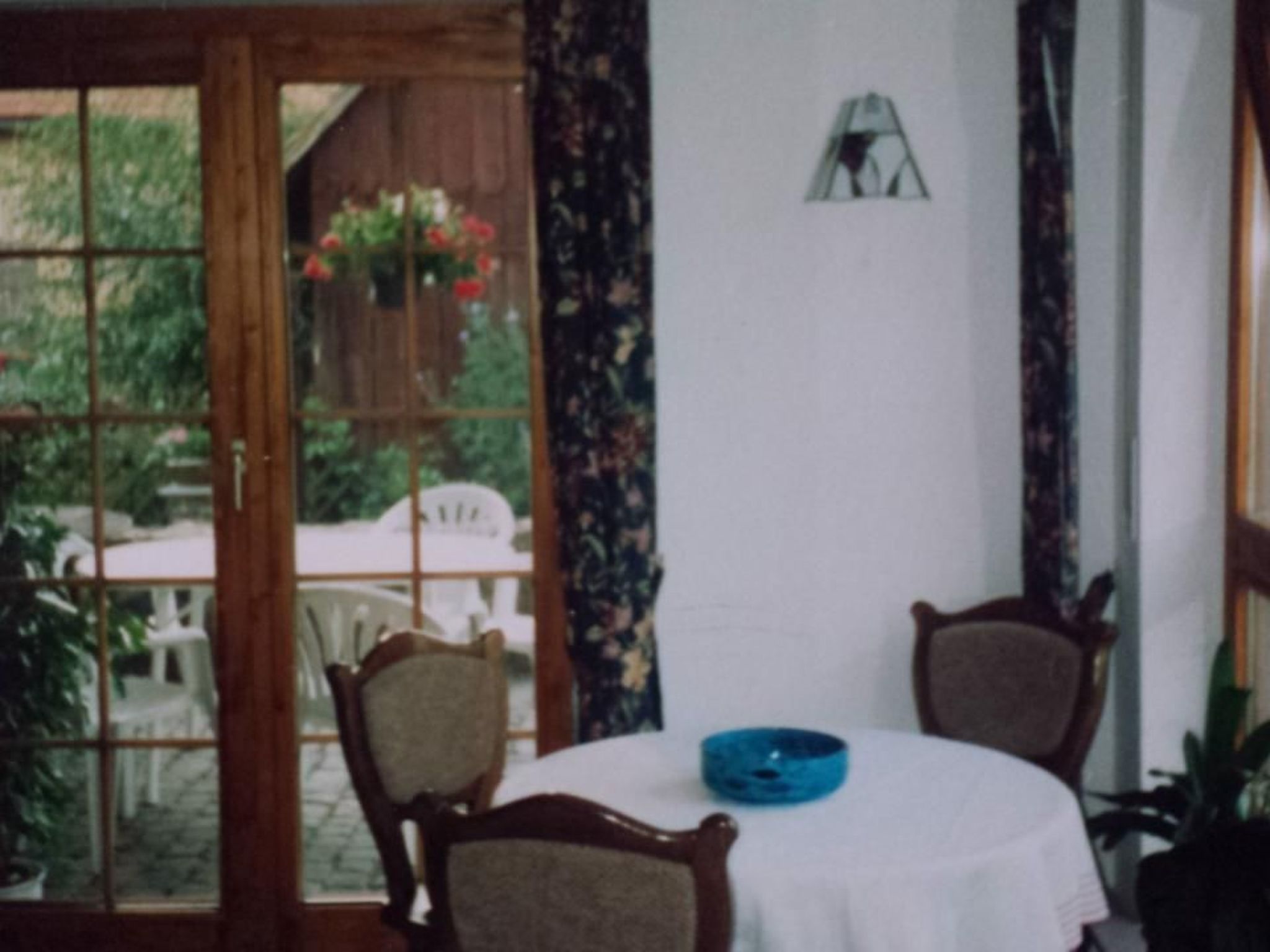 In Bernsfeld mit großem Garten-Image-tags.info