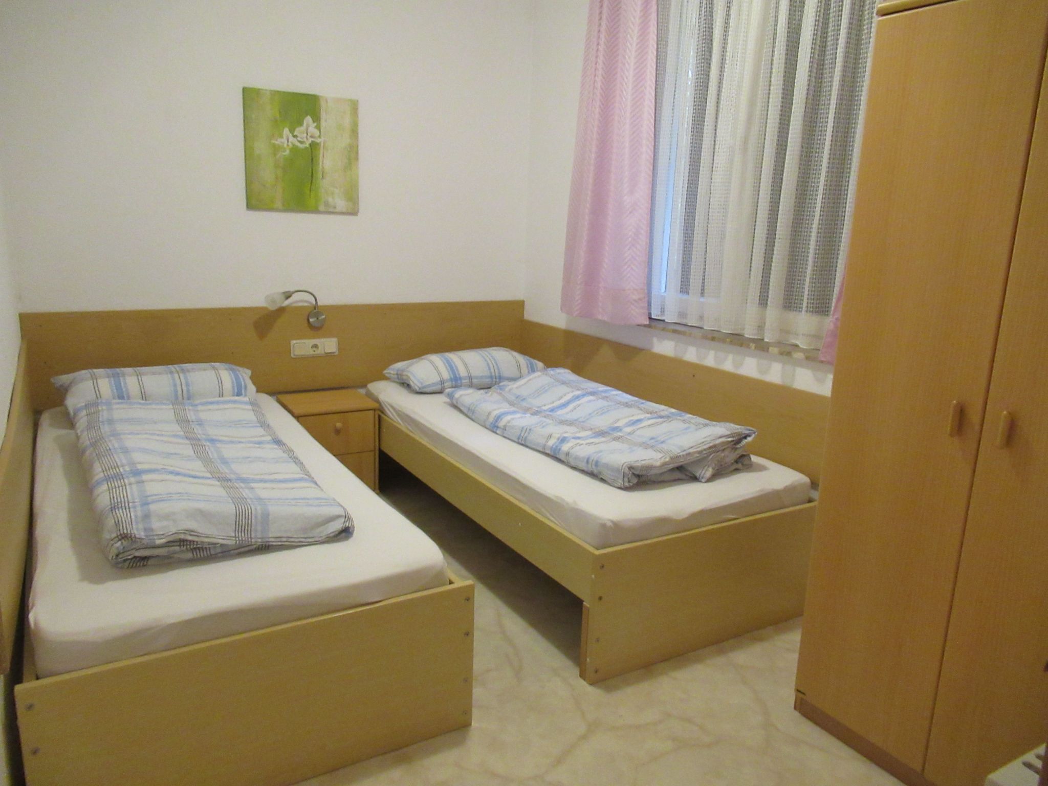 Ferienhäuser mit Pool in ruhiger Lage am Waldrand-Image-tags.info