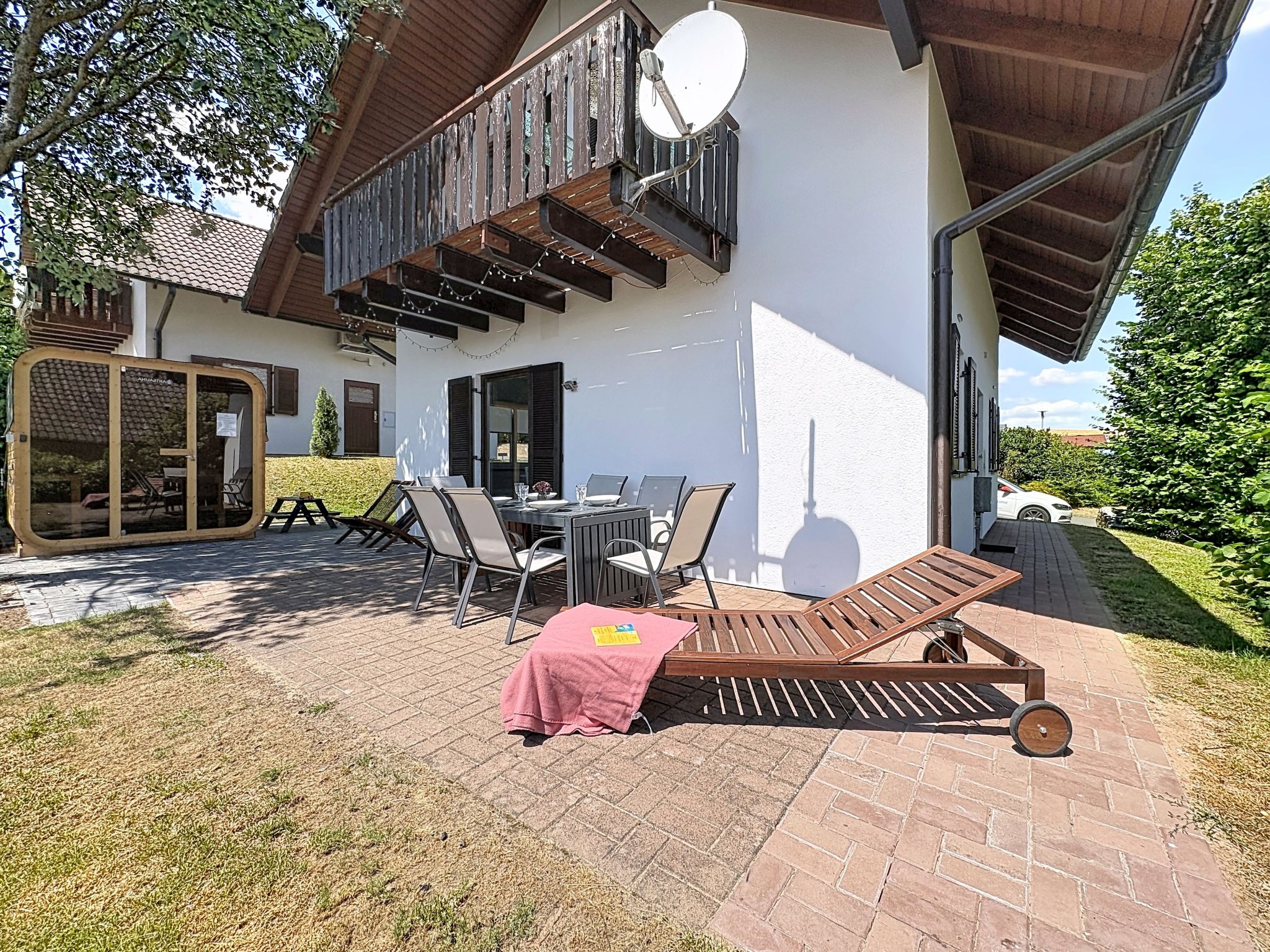 Dorf 4/Haus 10 - Buiten