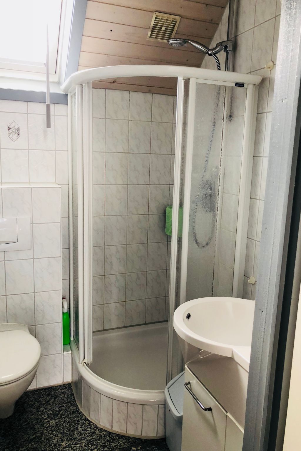 Charly in Kirchheim Seepark-Binnen