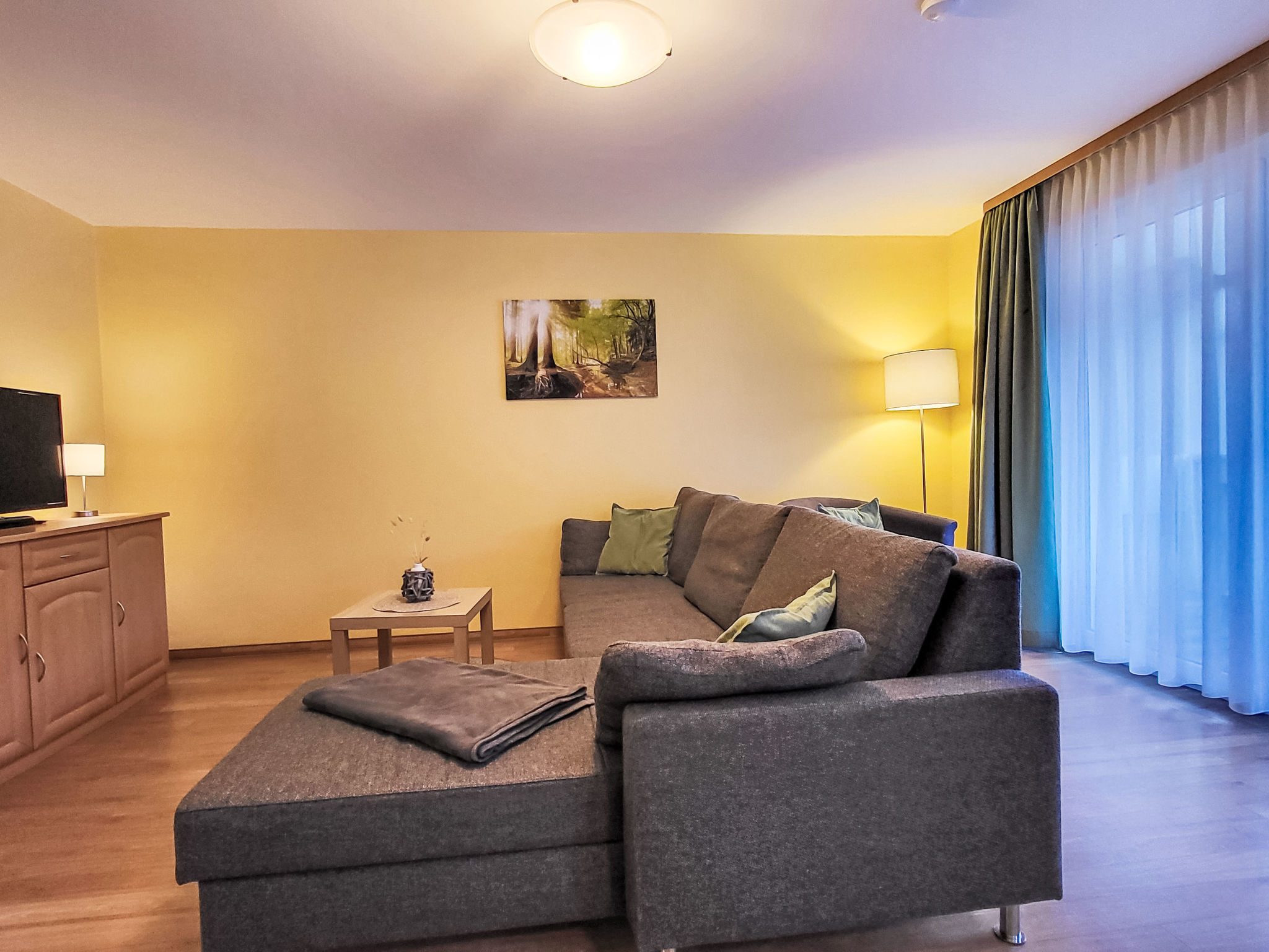 Hotelpark-Bodetal-Drinnen