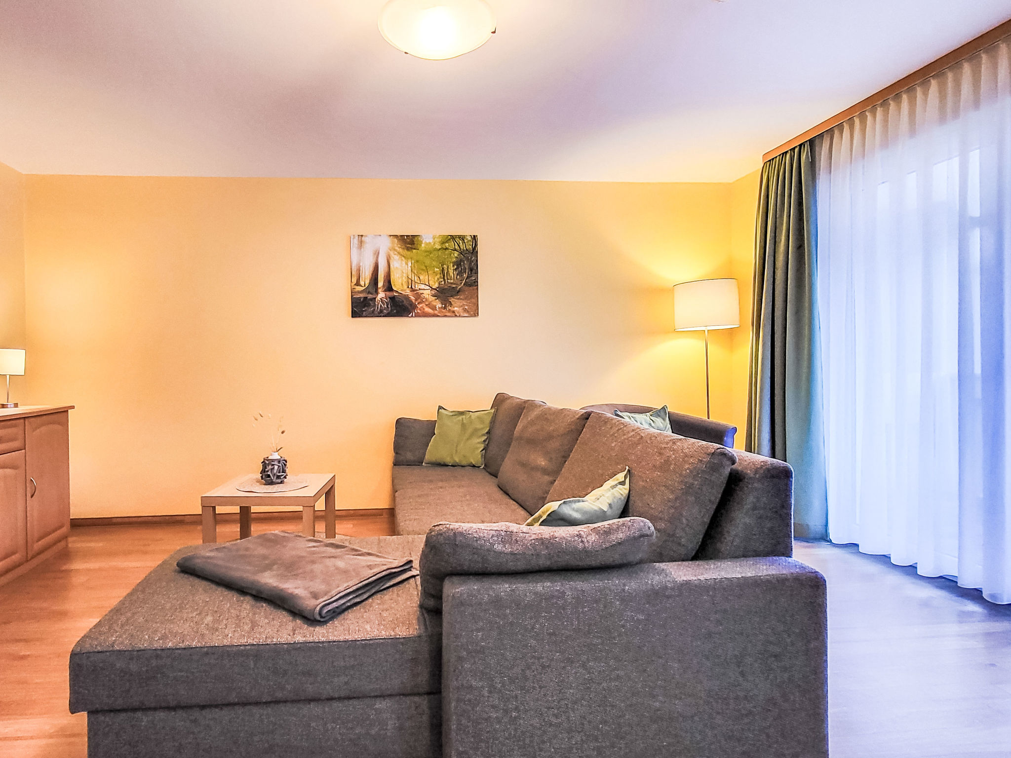 Hotelpark-Bodetal-Drinnen