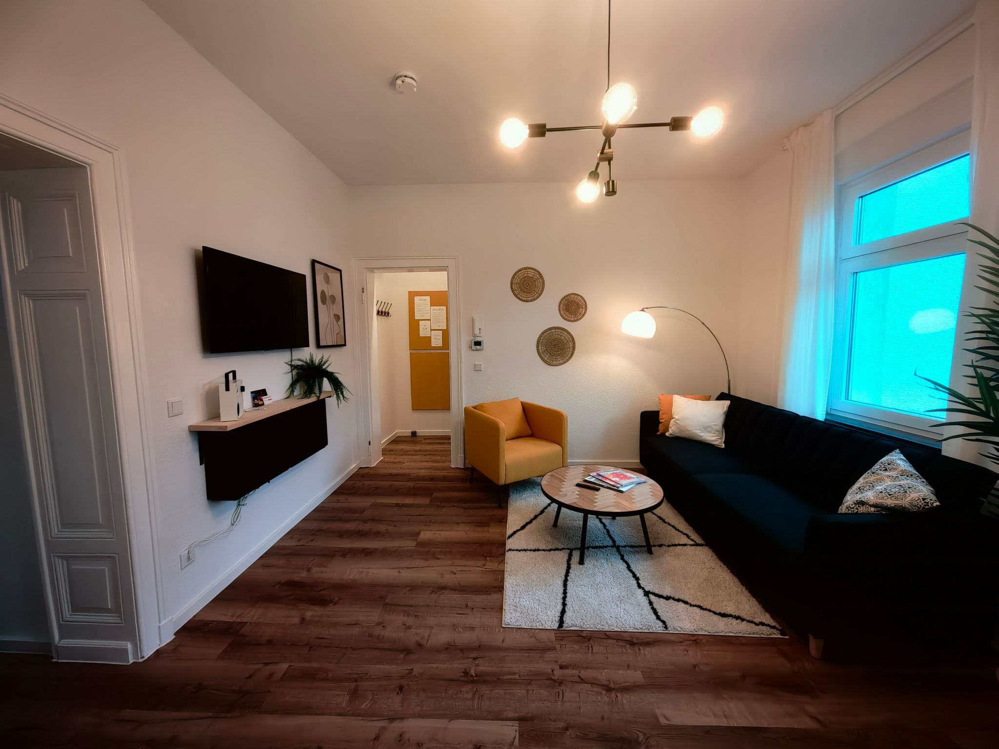 250m Rhein - ruhiges Apartement nähe Hbf -K-111-S-Image-tags.info