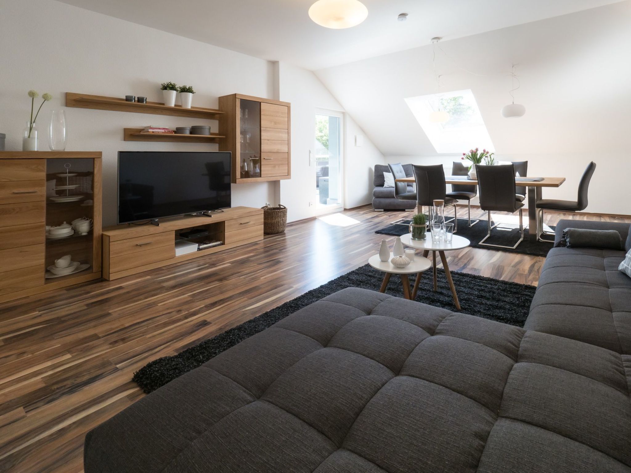 Wohnung in Lerchenberg mit Großer Terrasse-Image-tags.info