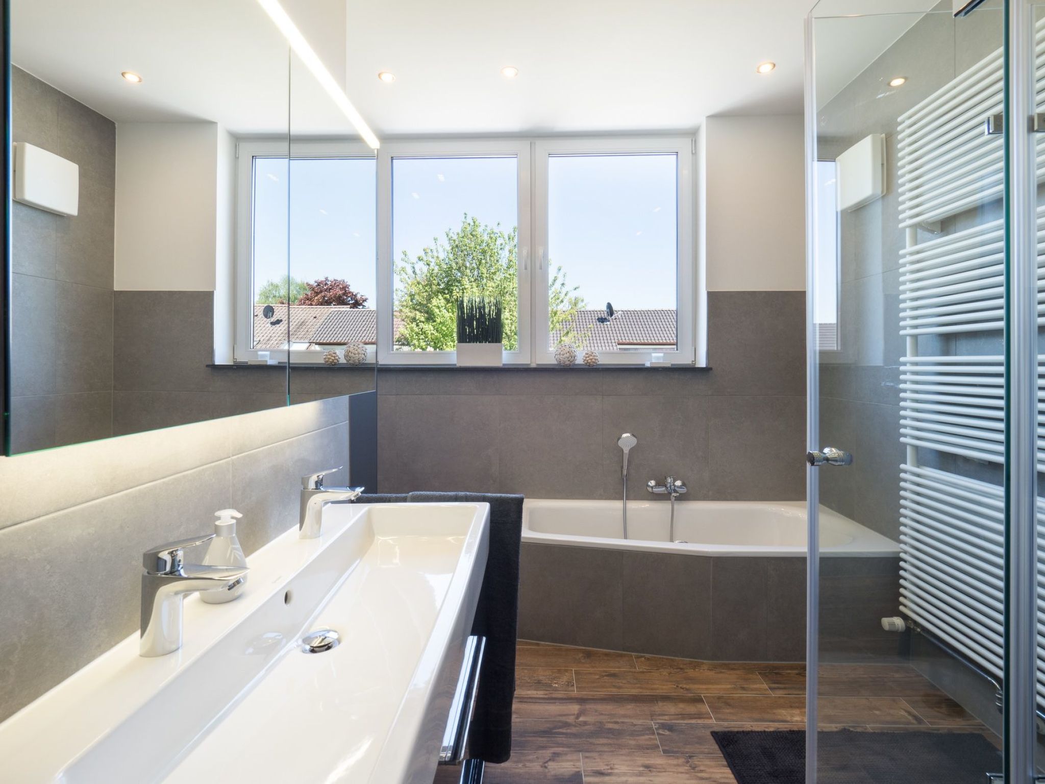 Wohnung in Lerchenberg mit Großer Terrasse-Image-tags.info