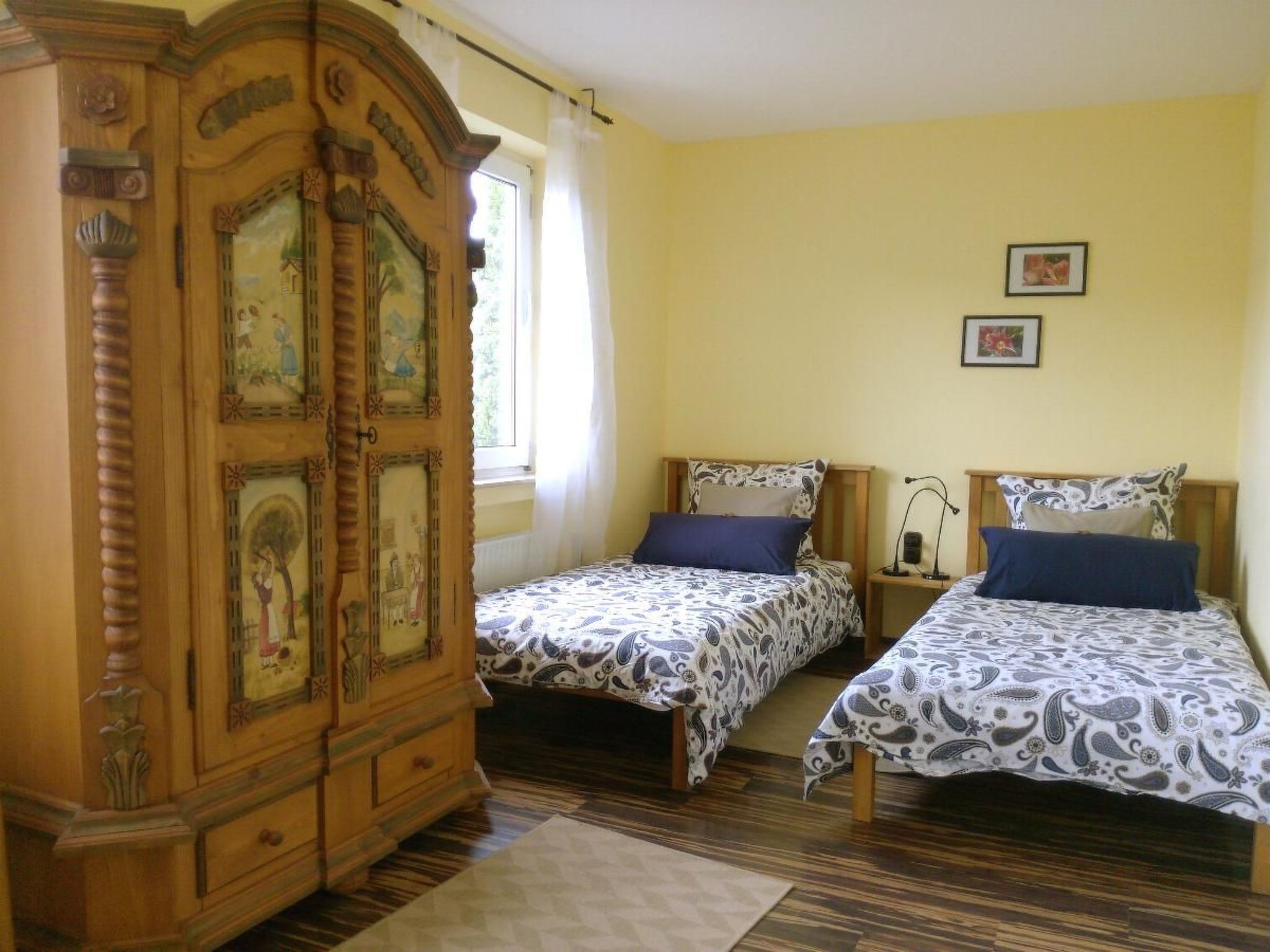 Mit Balkon und Rheinblick-Image-tags.info