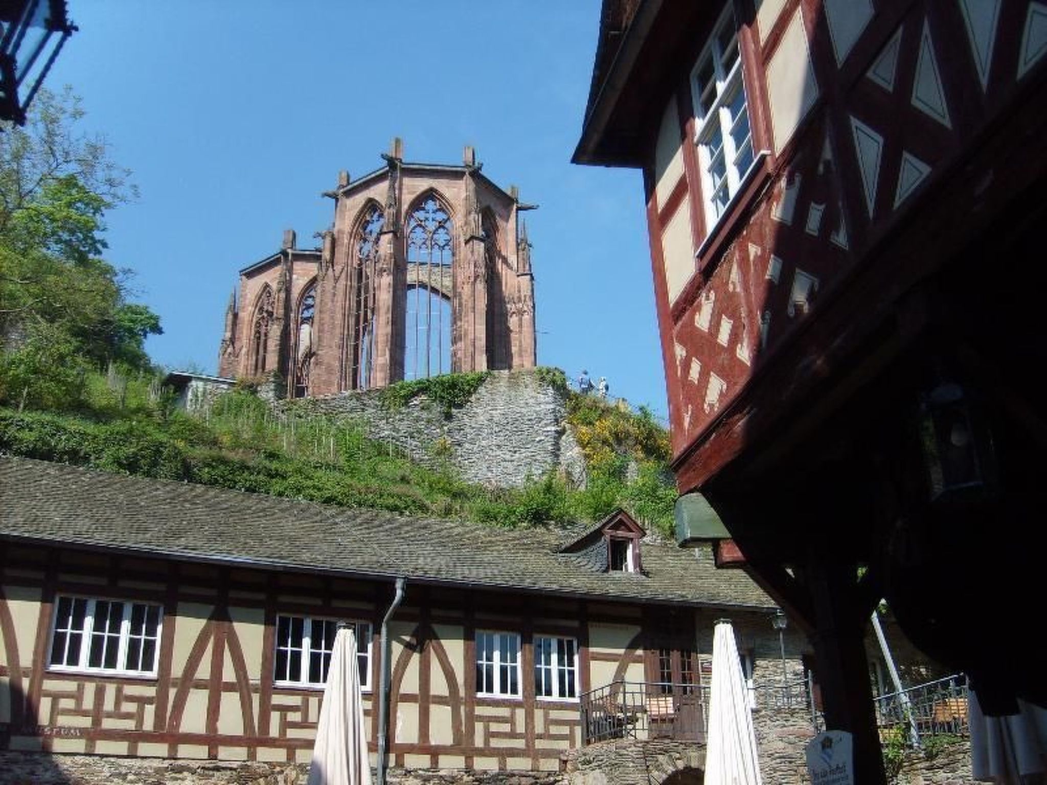 Mit Balkon und Rheinblick-Image-tags.info