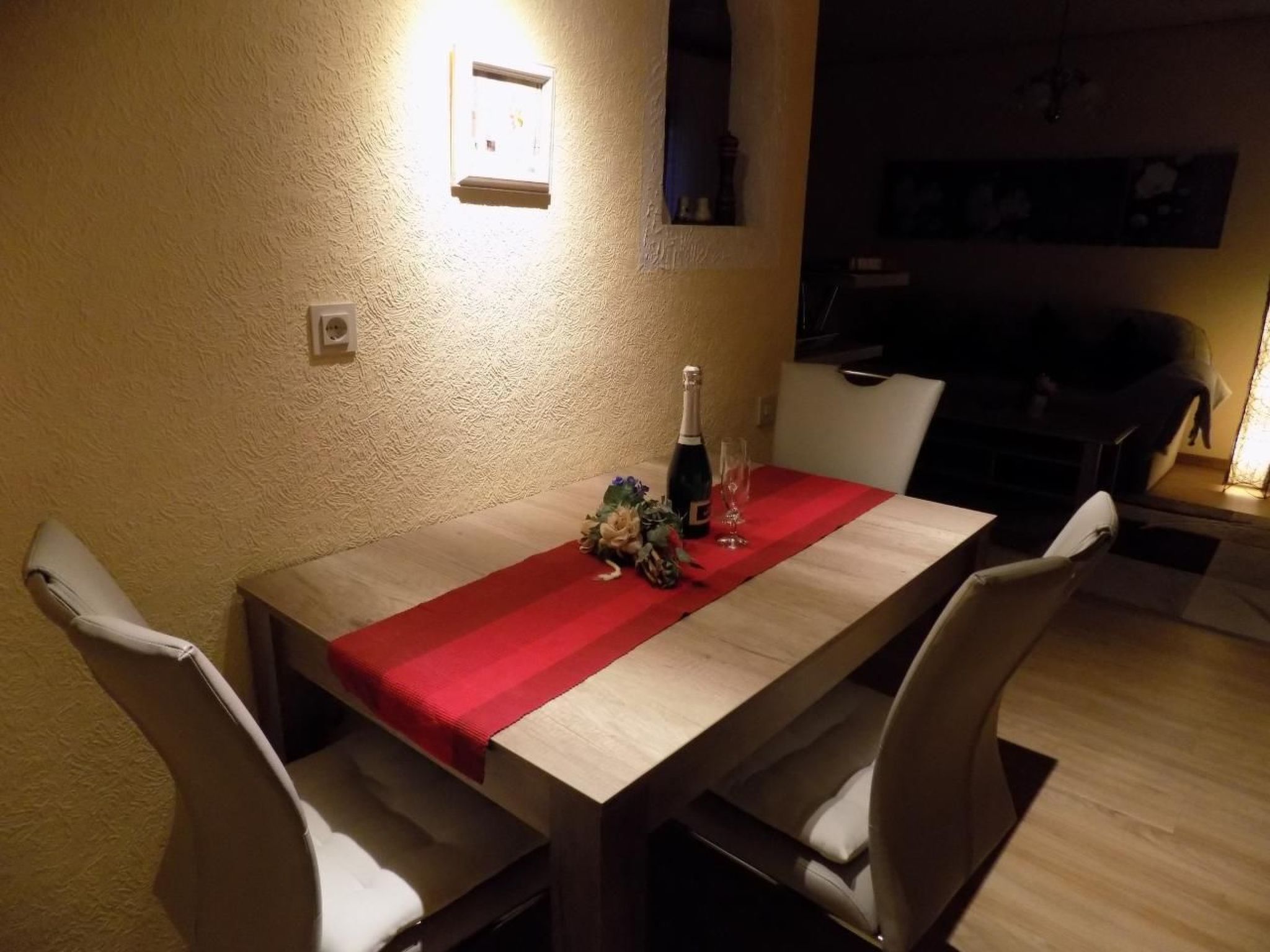 Appartement mit Terrasse, Garten und Grill-Image-tags.info