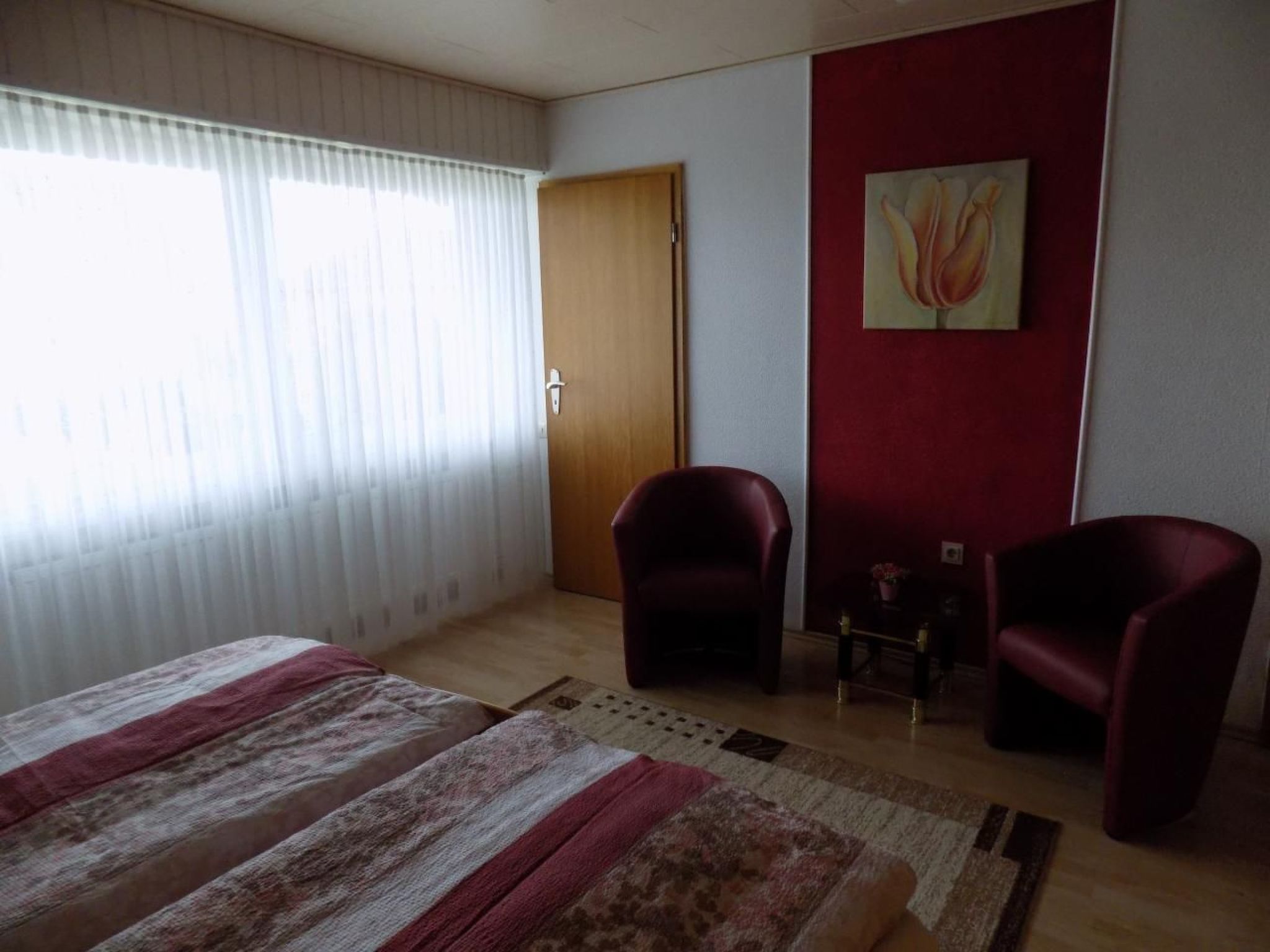 Appartement mit Terrasse, Garten und Grill-Drinnen