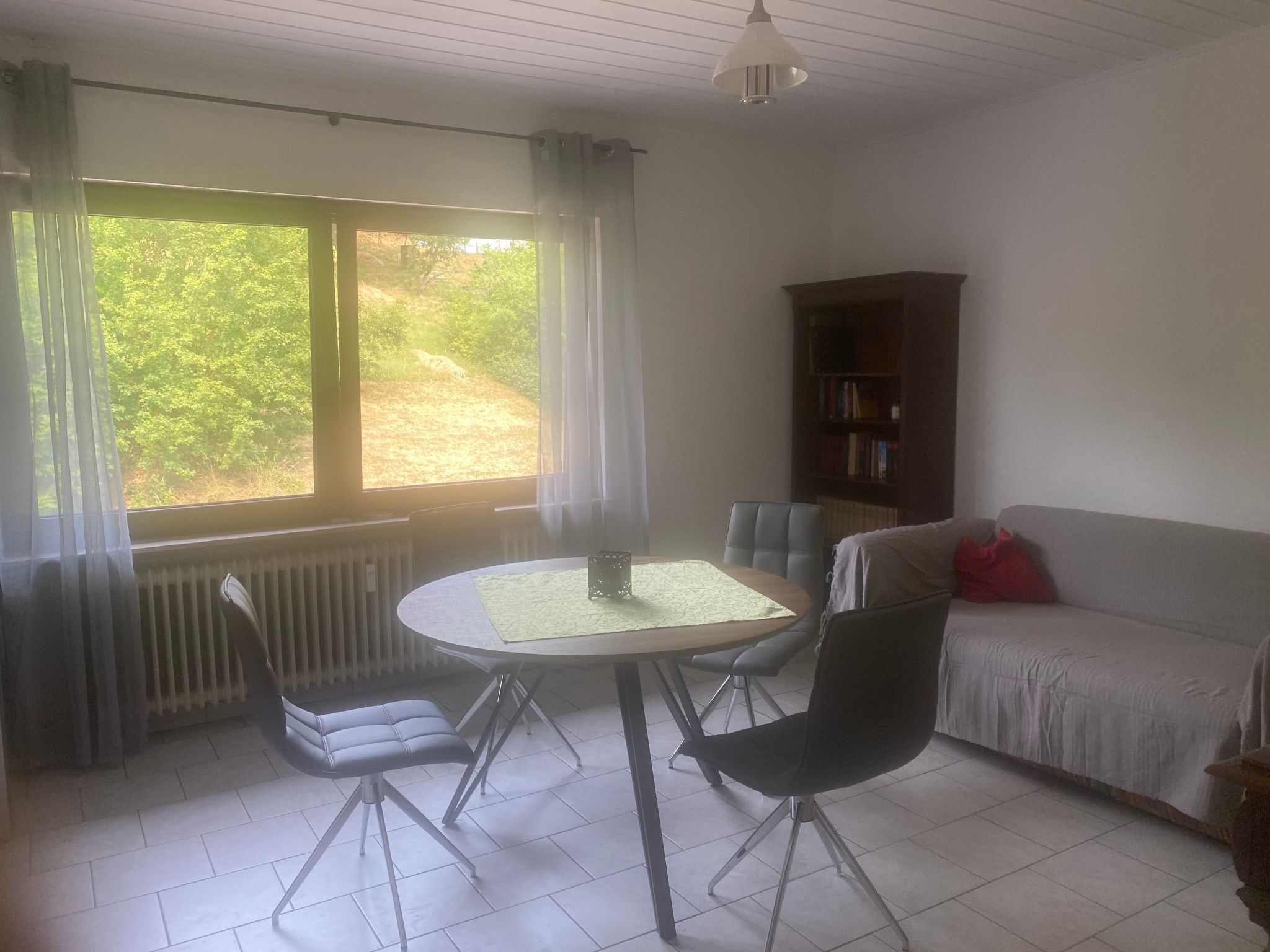 Appartement mit Balkon-Binnen