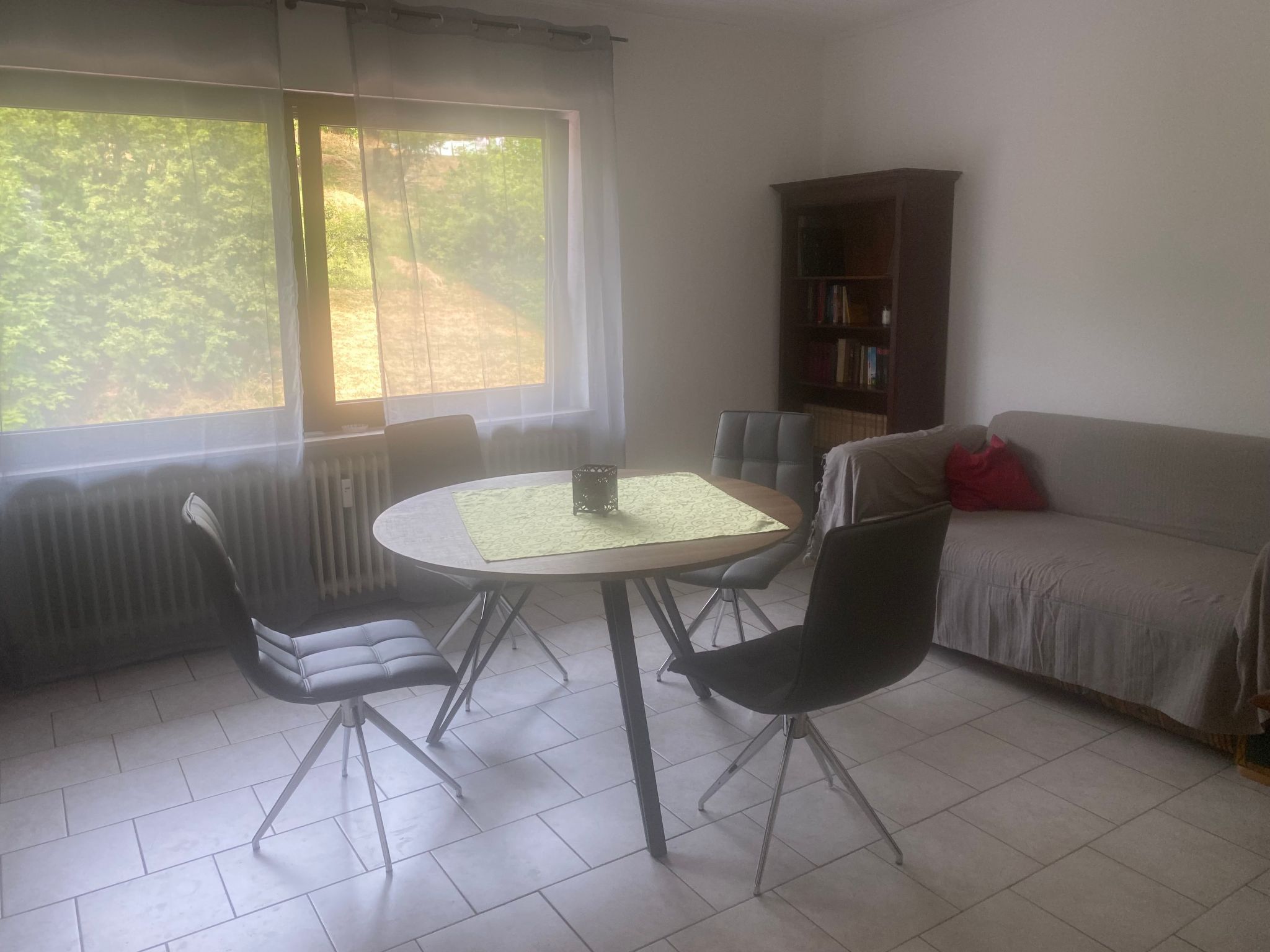 Appartement mit Balkon-Binnen