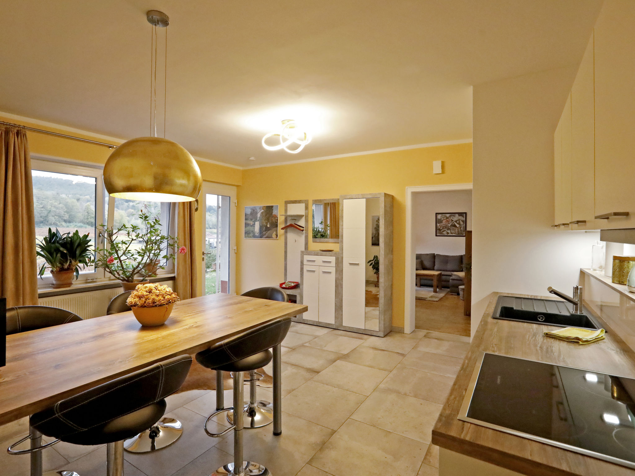 Kitchen / Dining Room