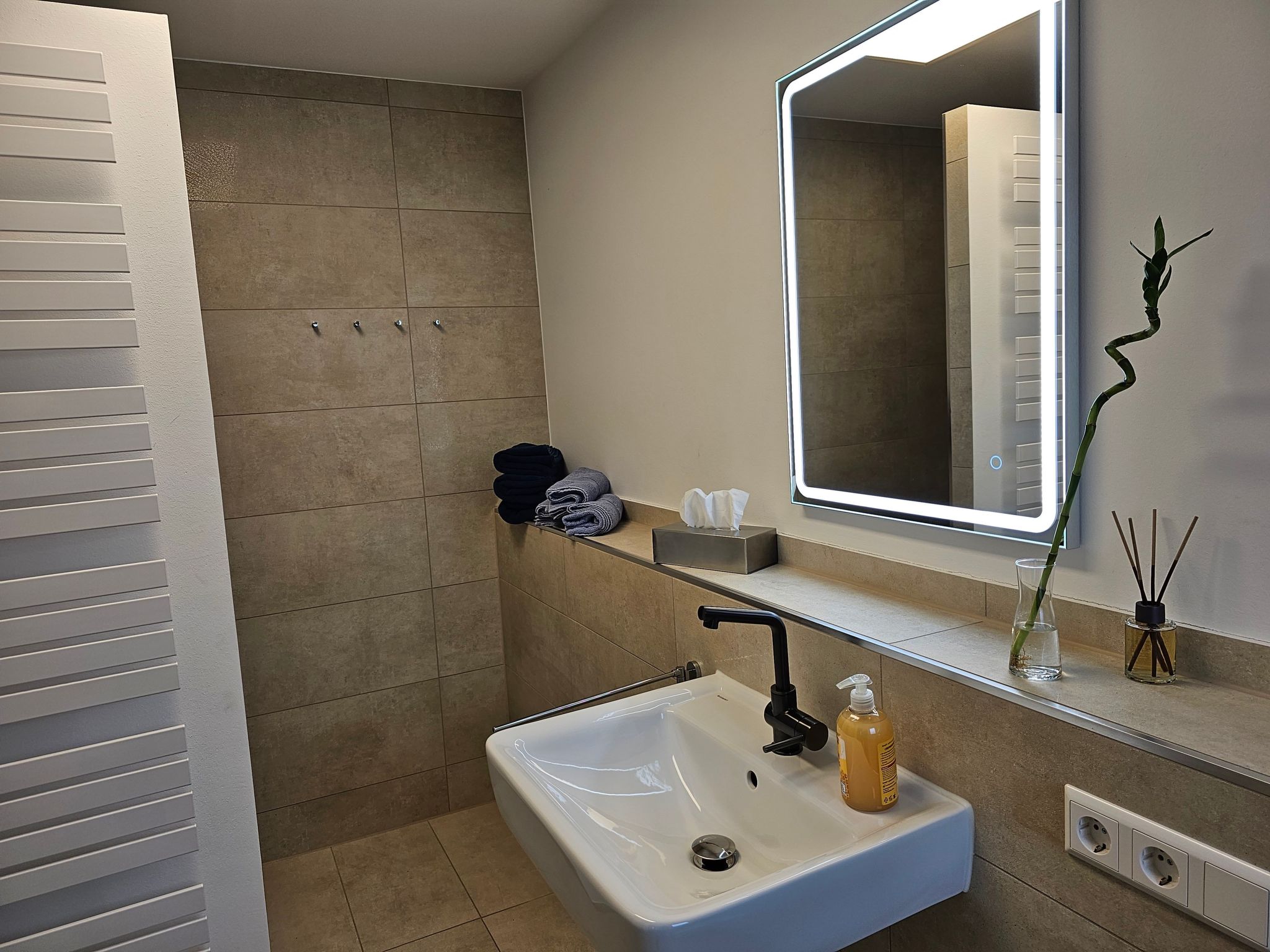 Kiwihof-Image-tags.info