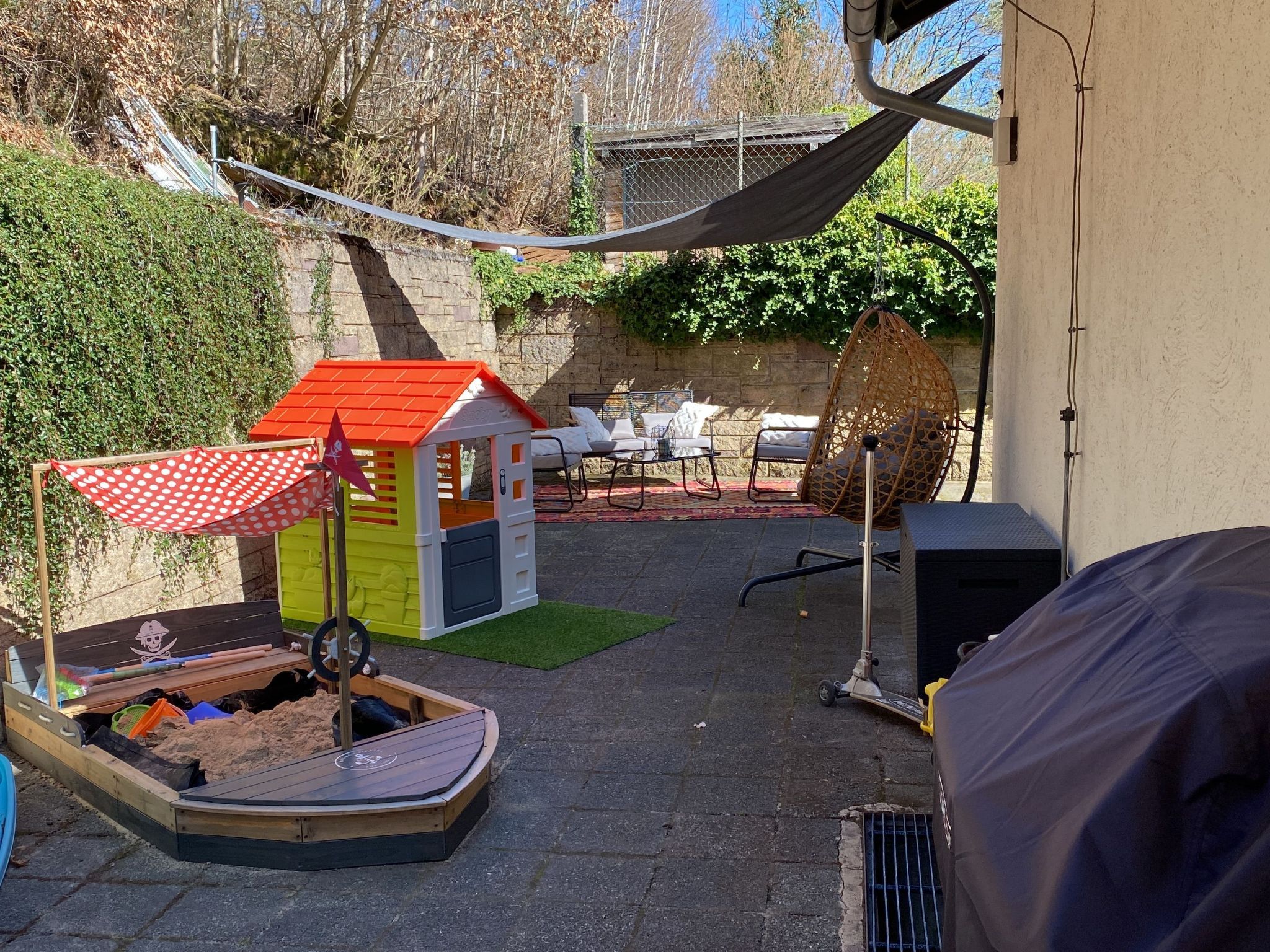 Emma-Image-tags.info