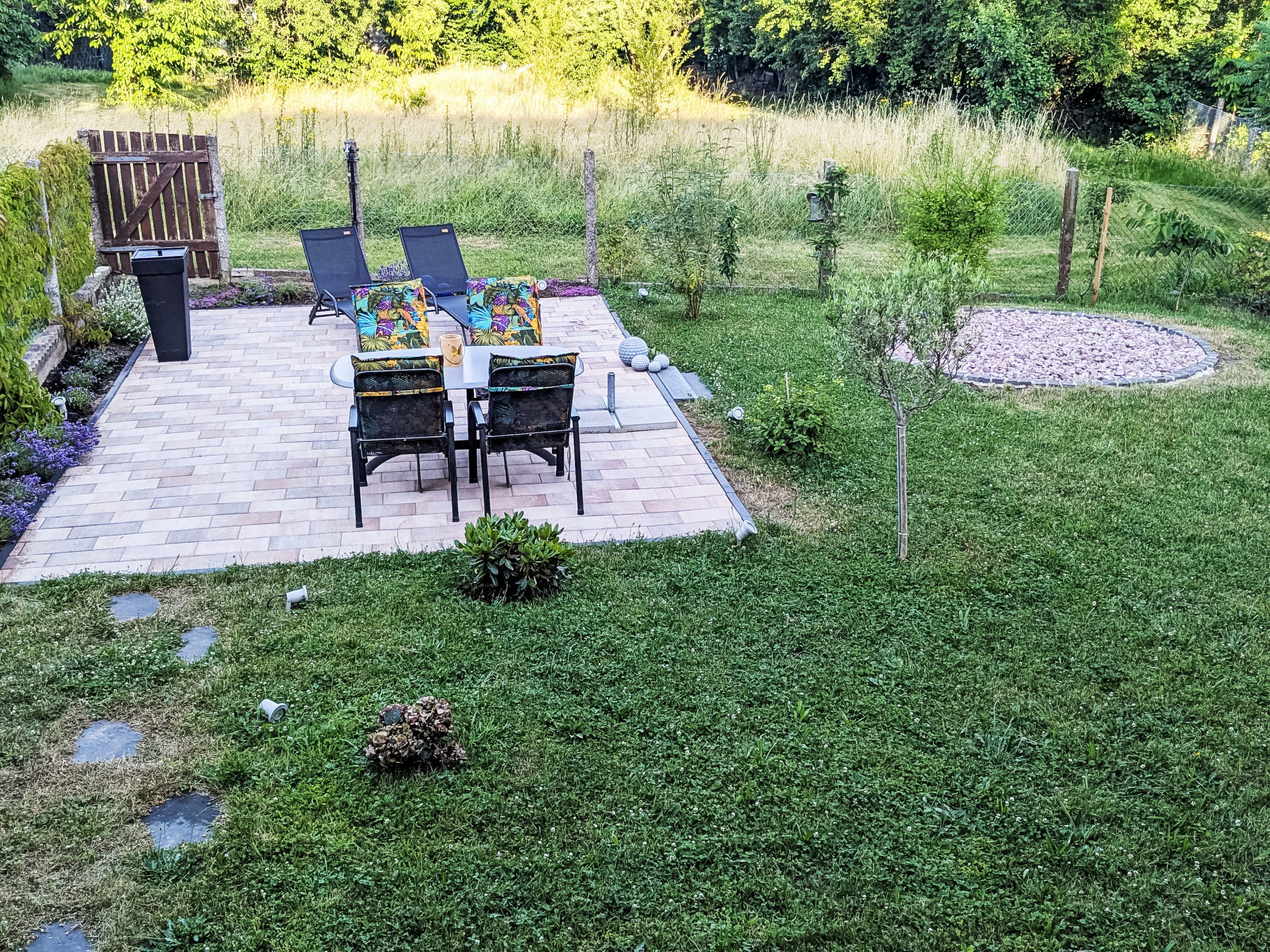 Helfrichs Ferienwohnung - Draußen