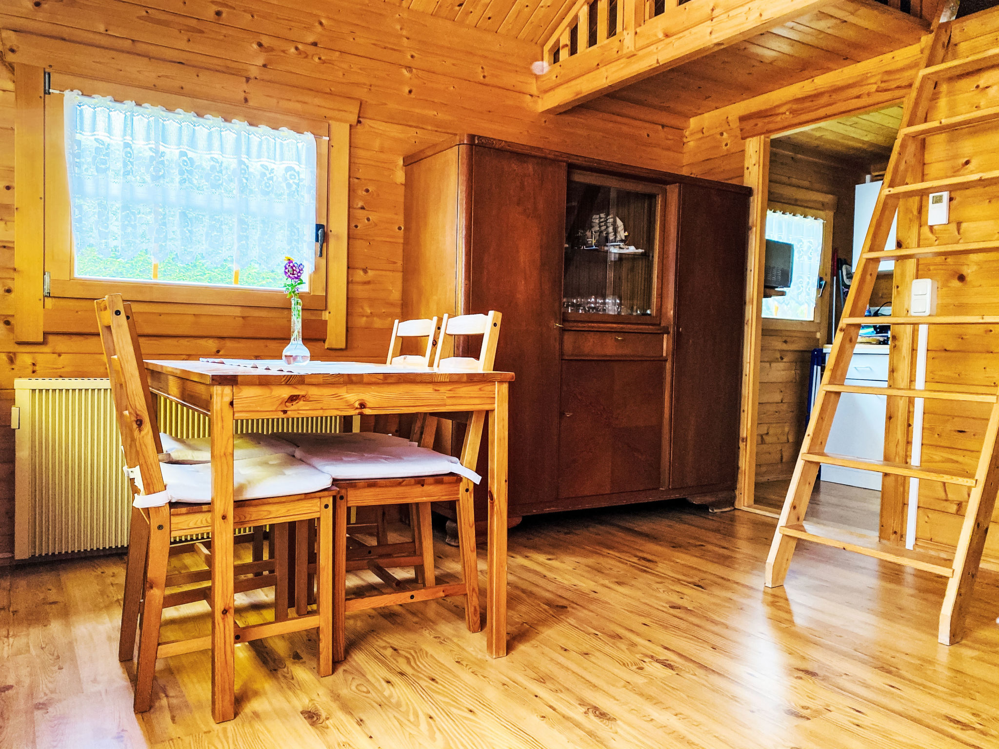 Kleines gemütliches Ferienhaus im Blockhausstil