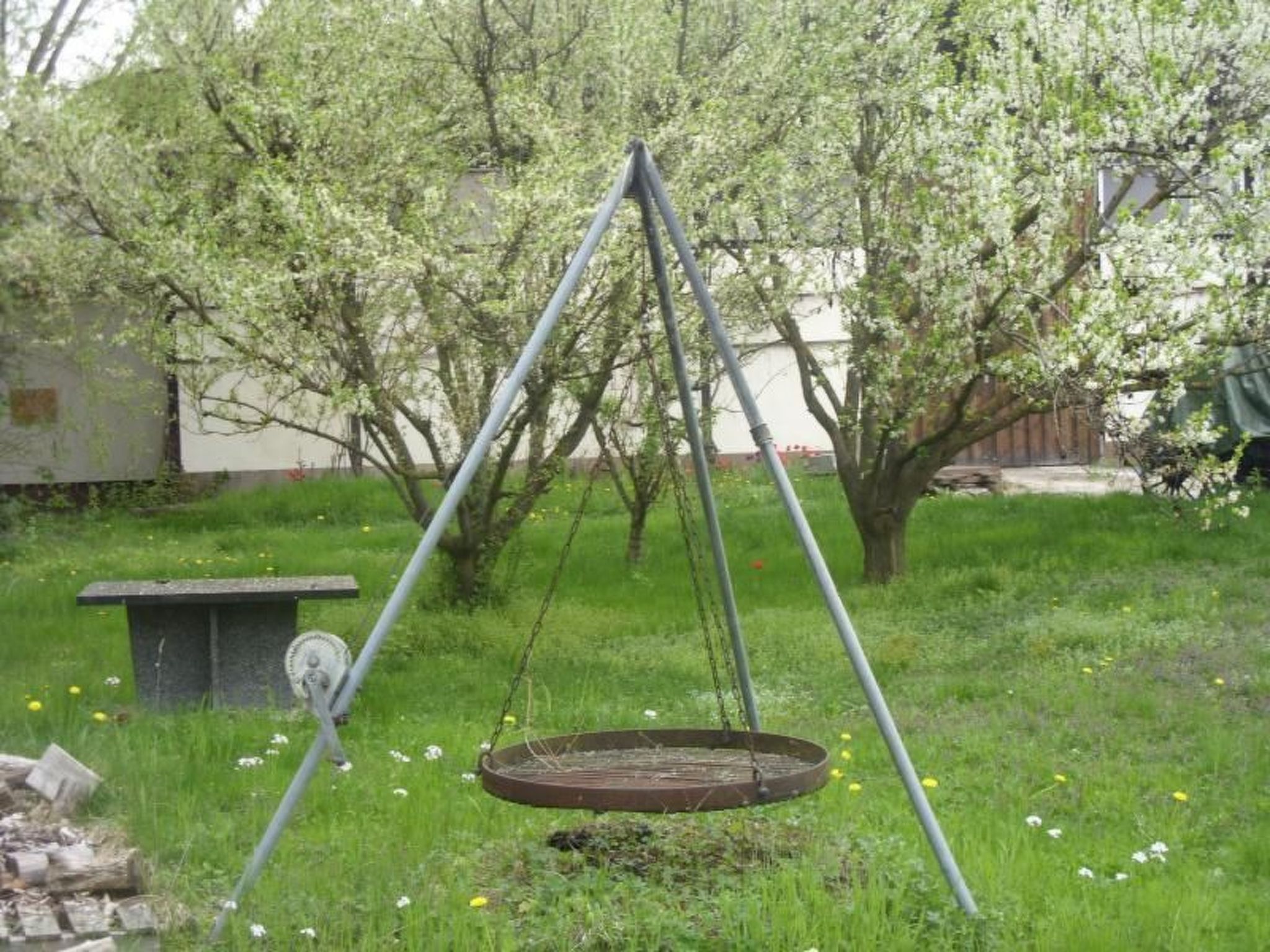 Mit Terrasse und Parkplatz-Binnen